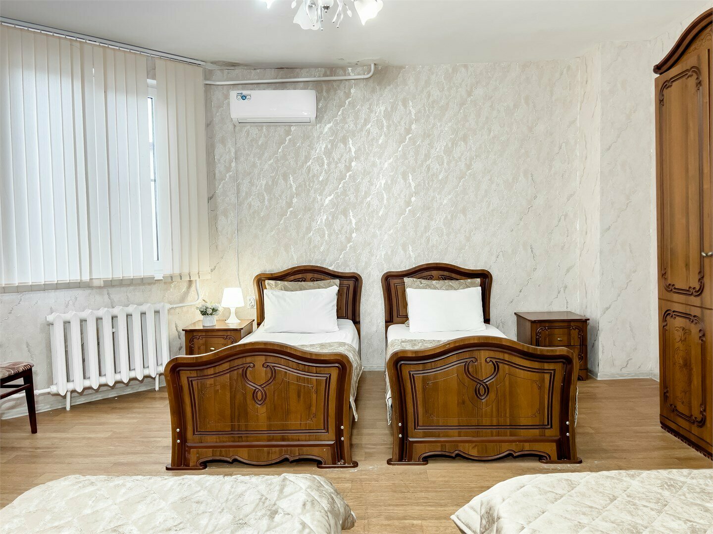 Четырехместный