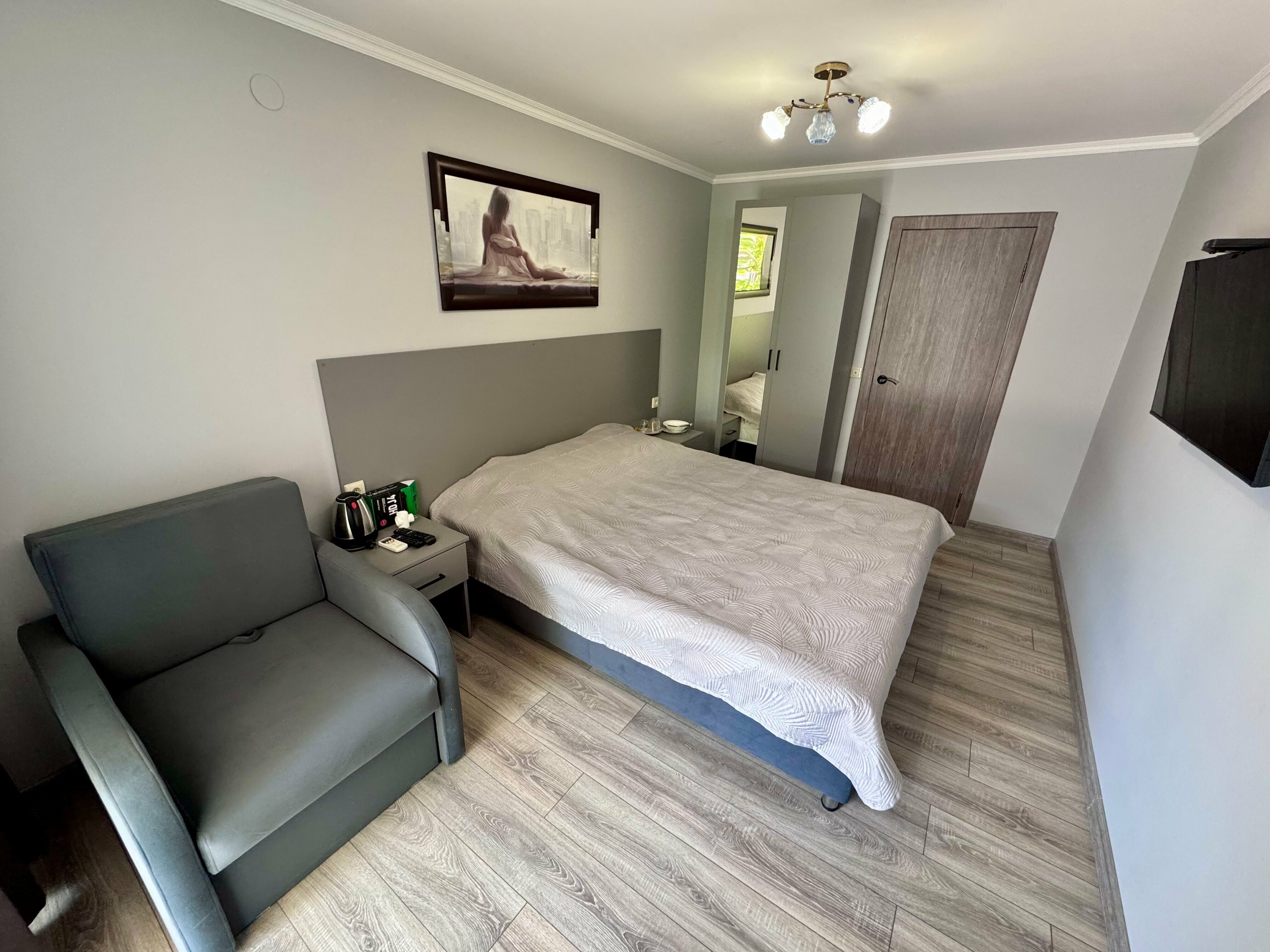 Улучшенный трехместный номер с видом на море