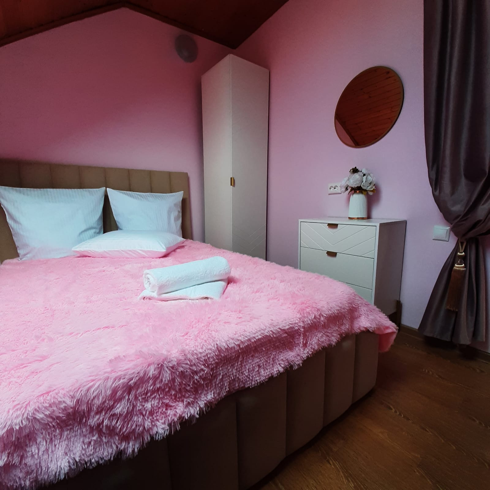 Трехместный номер с общим туалетом