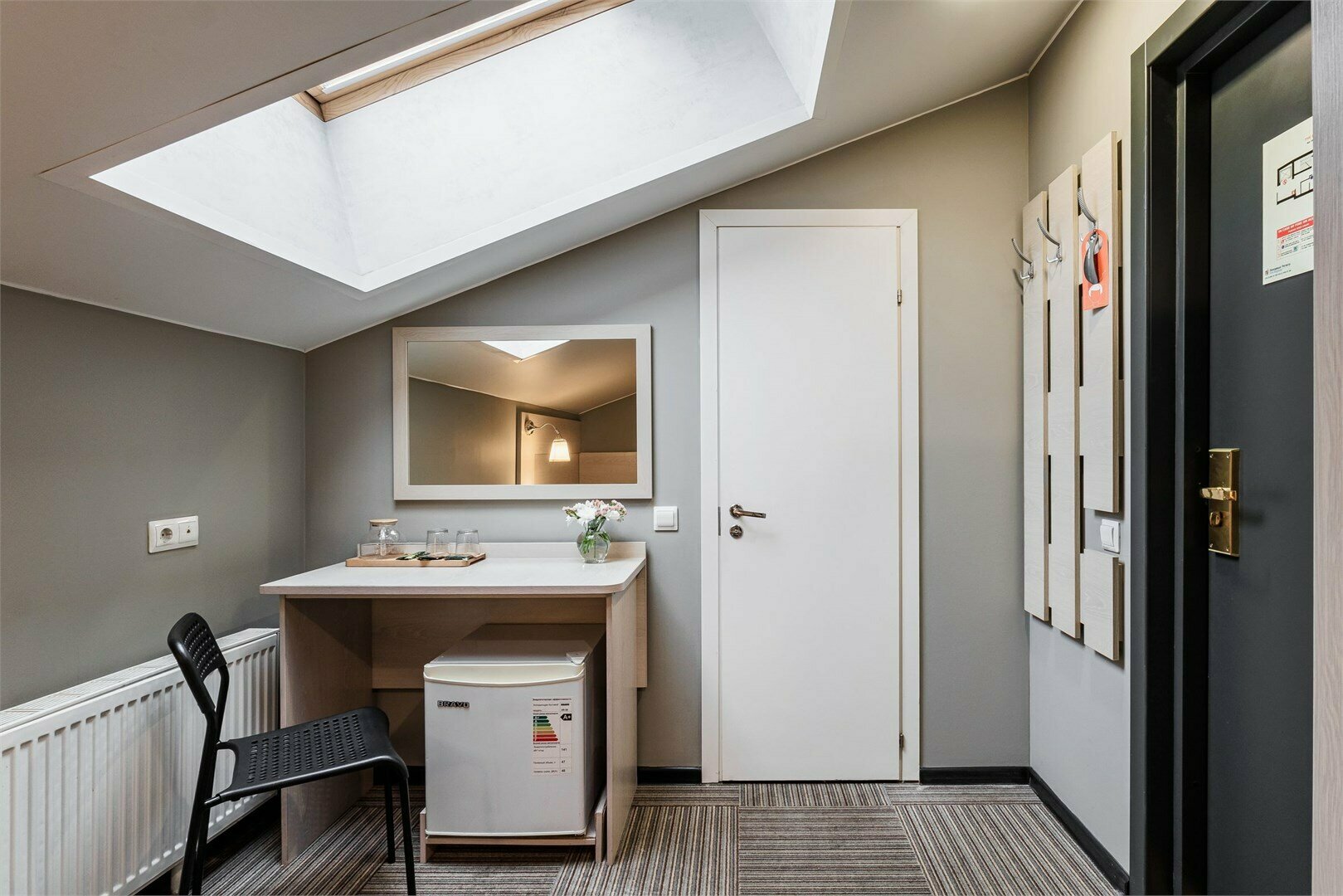 Комната эконом с широкой кроватью