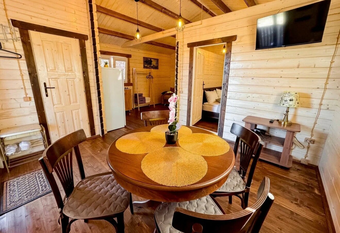 ЛЕТНИЙ ДОМИК №3 "Домик у озера"