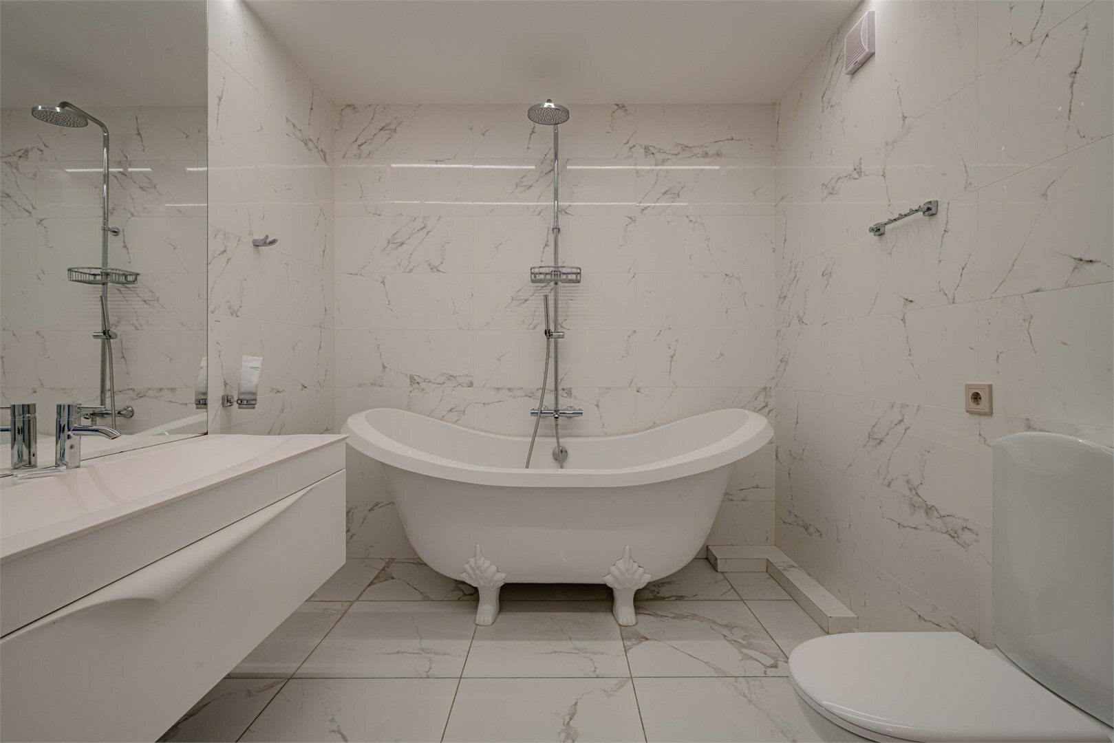 Апартаменты-студия с видом на море