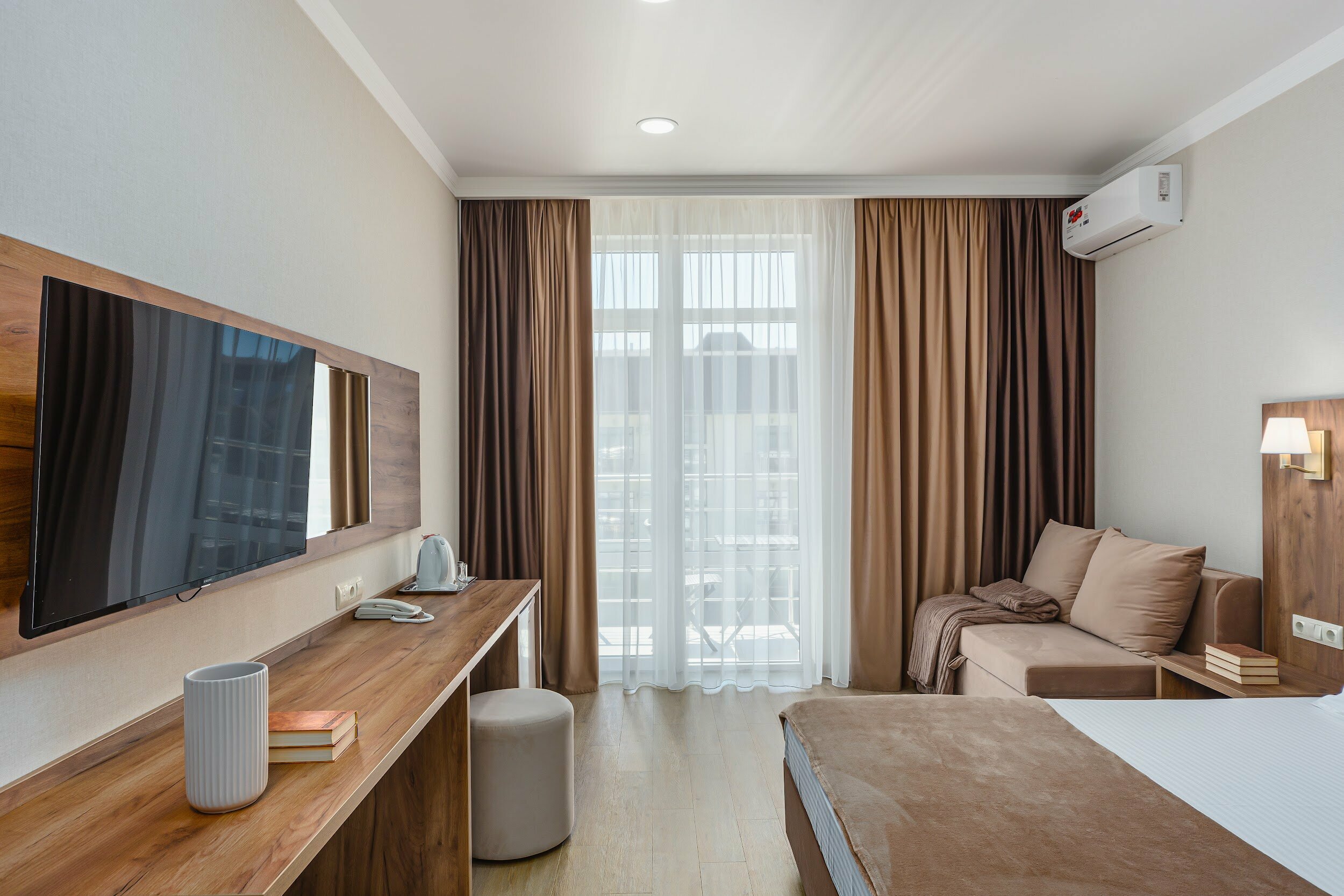 Двухместный номер Делюкс с 1 кроватью и балконом