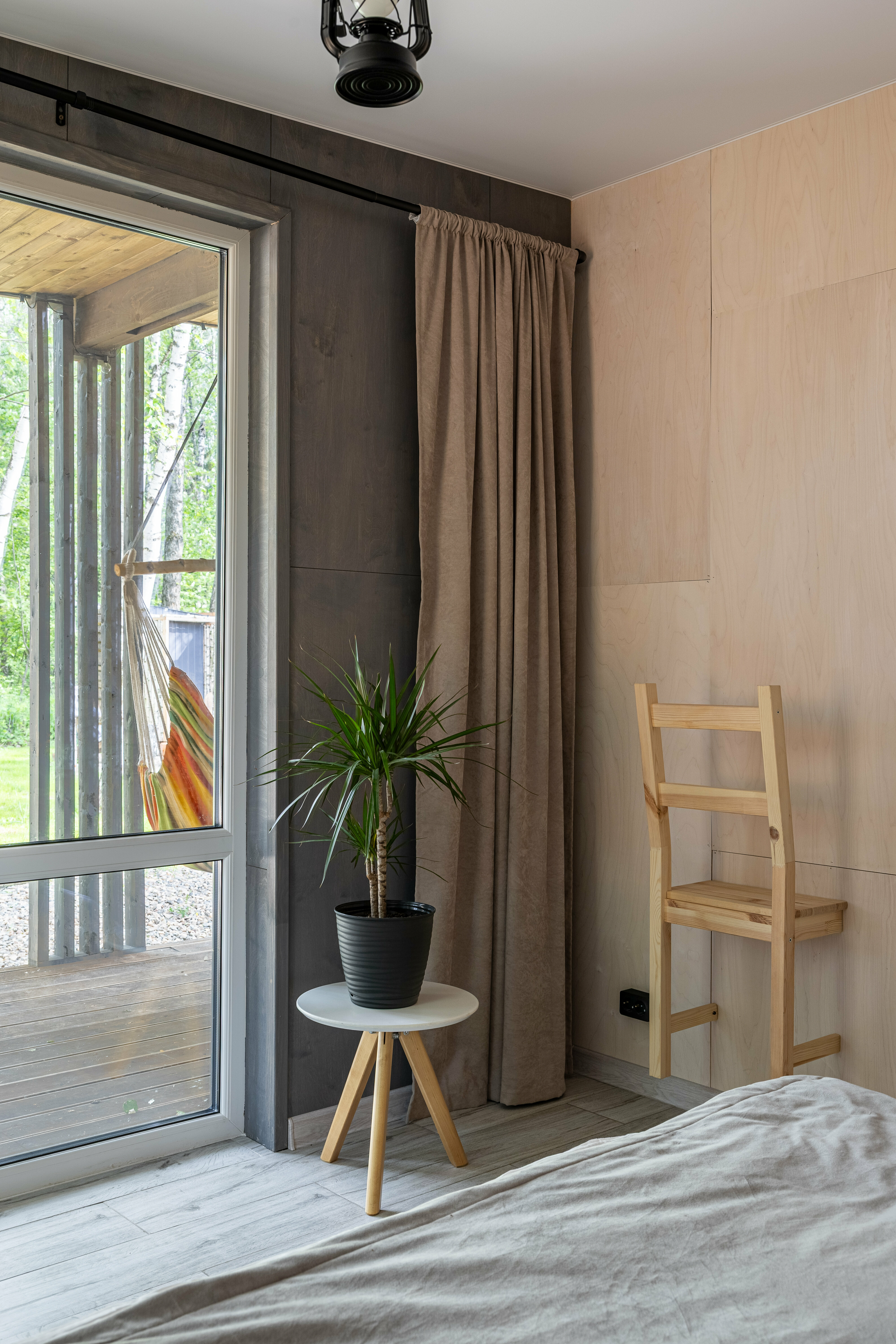 Дом с видом на лес