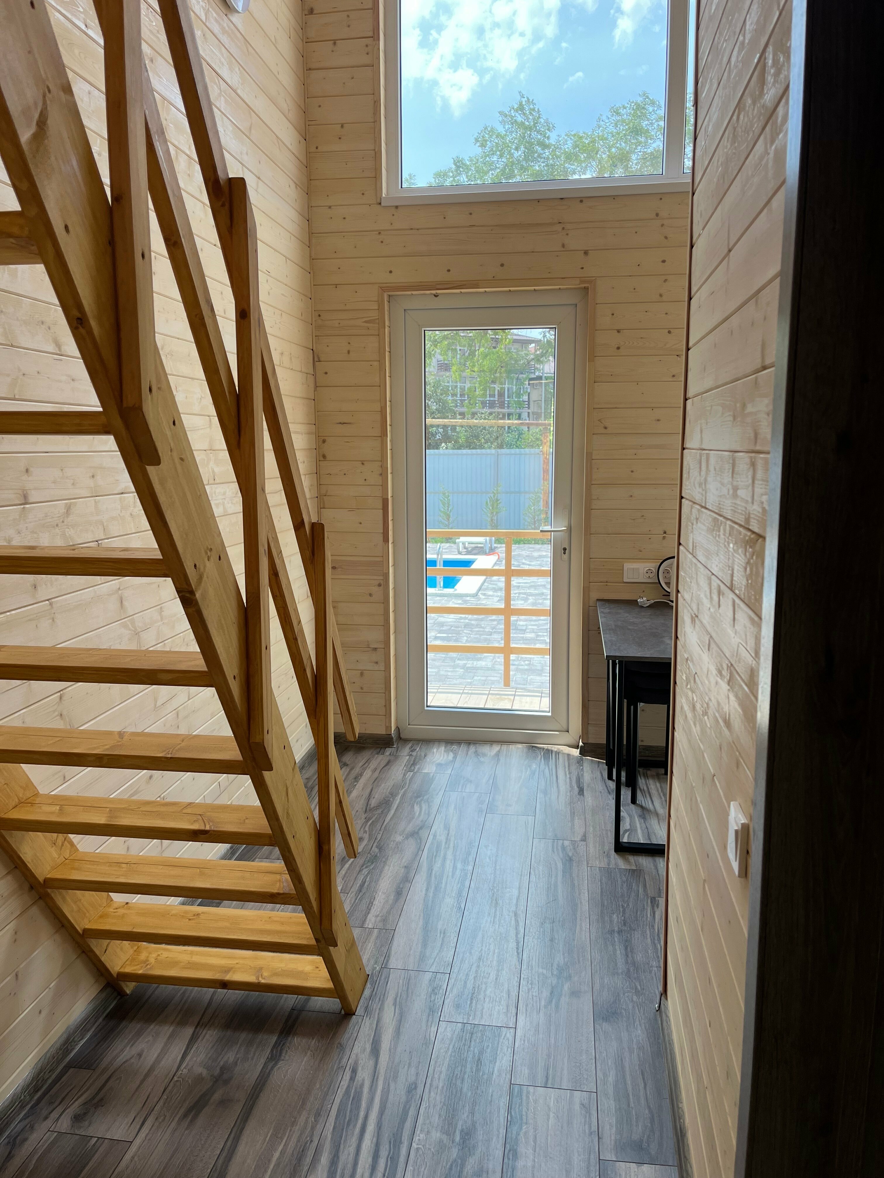 Дом с собственным бассейном