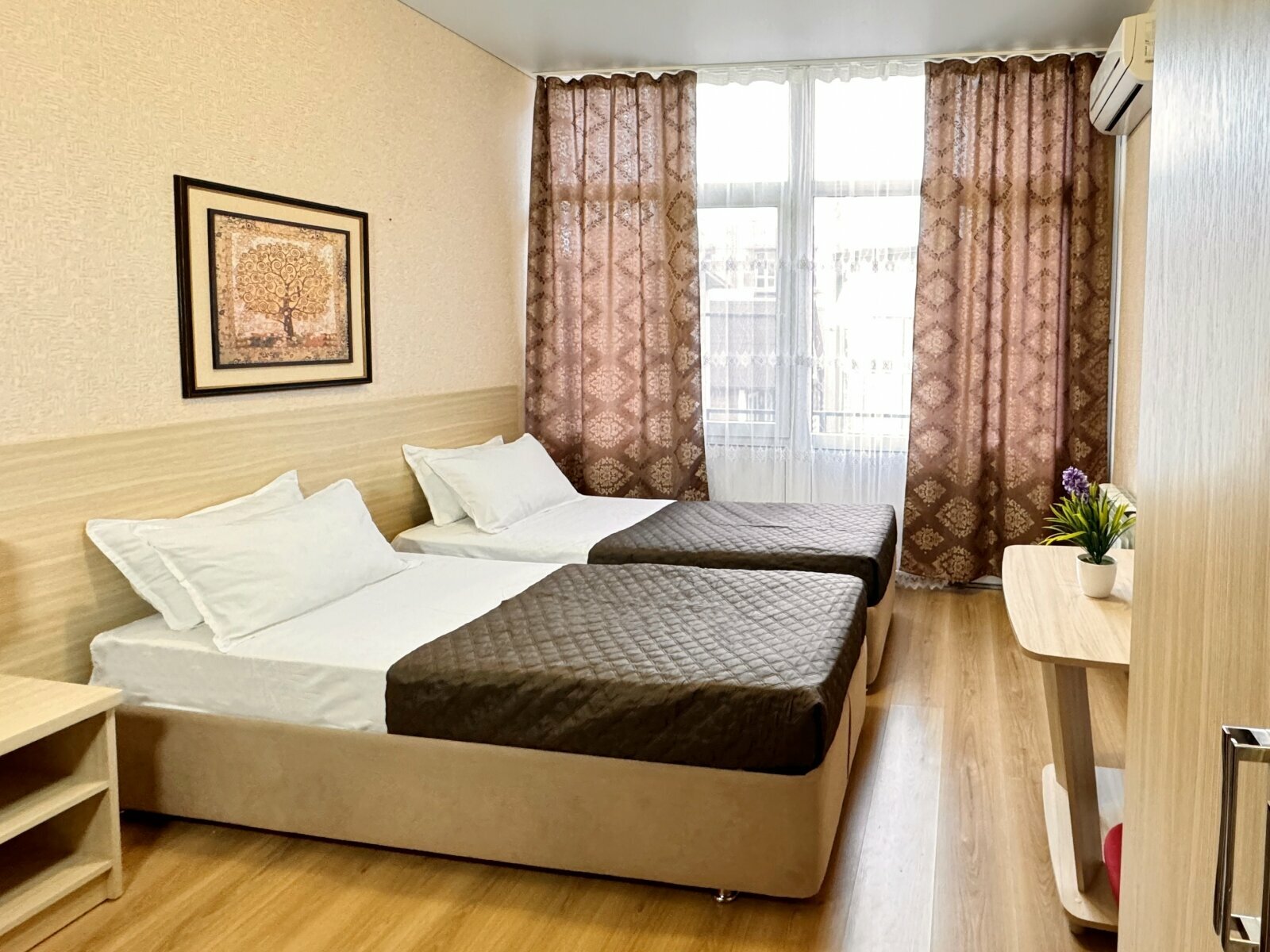 2-х комнатный 5-ти местный с балконом