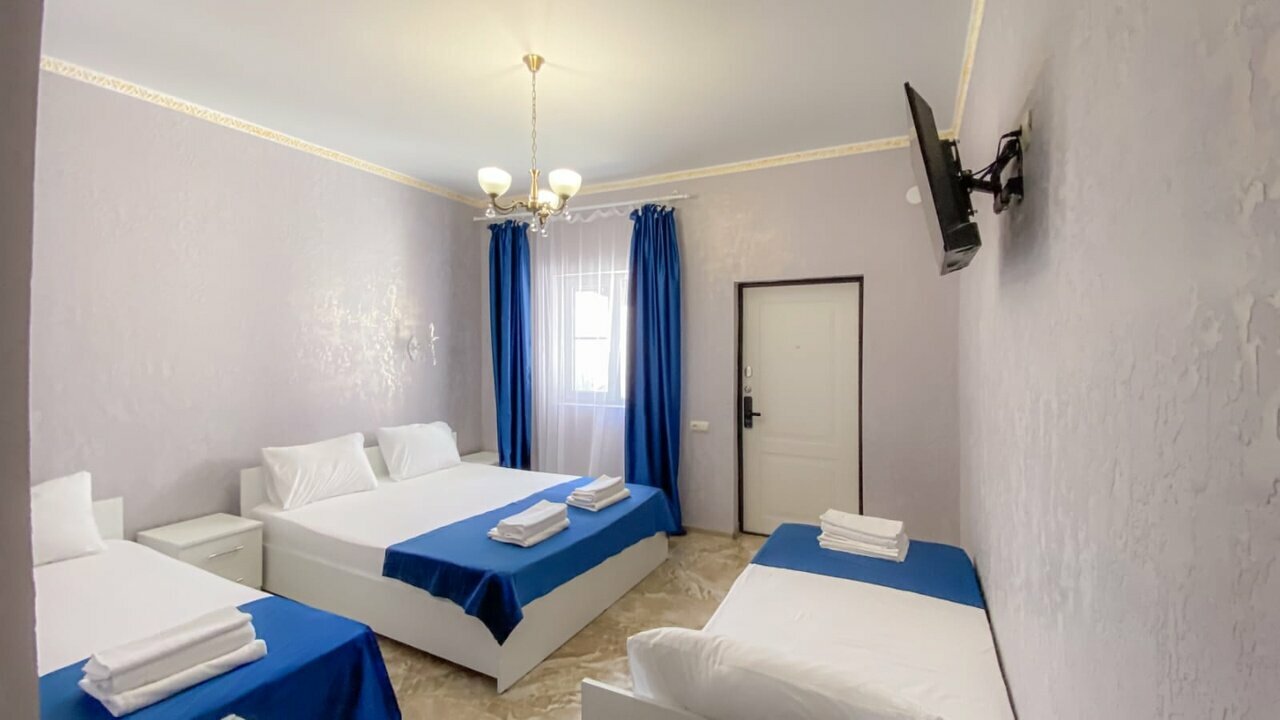 Семейный номер с ванной комнатой