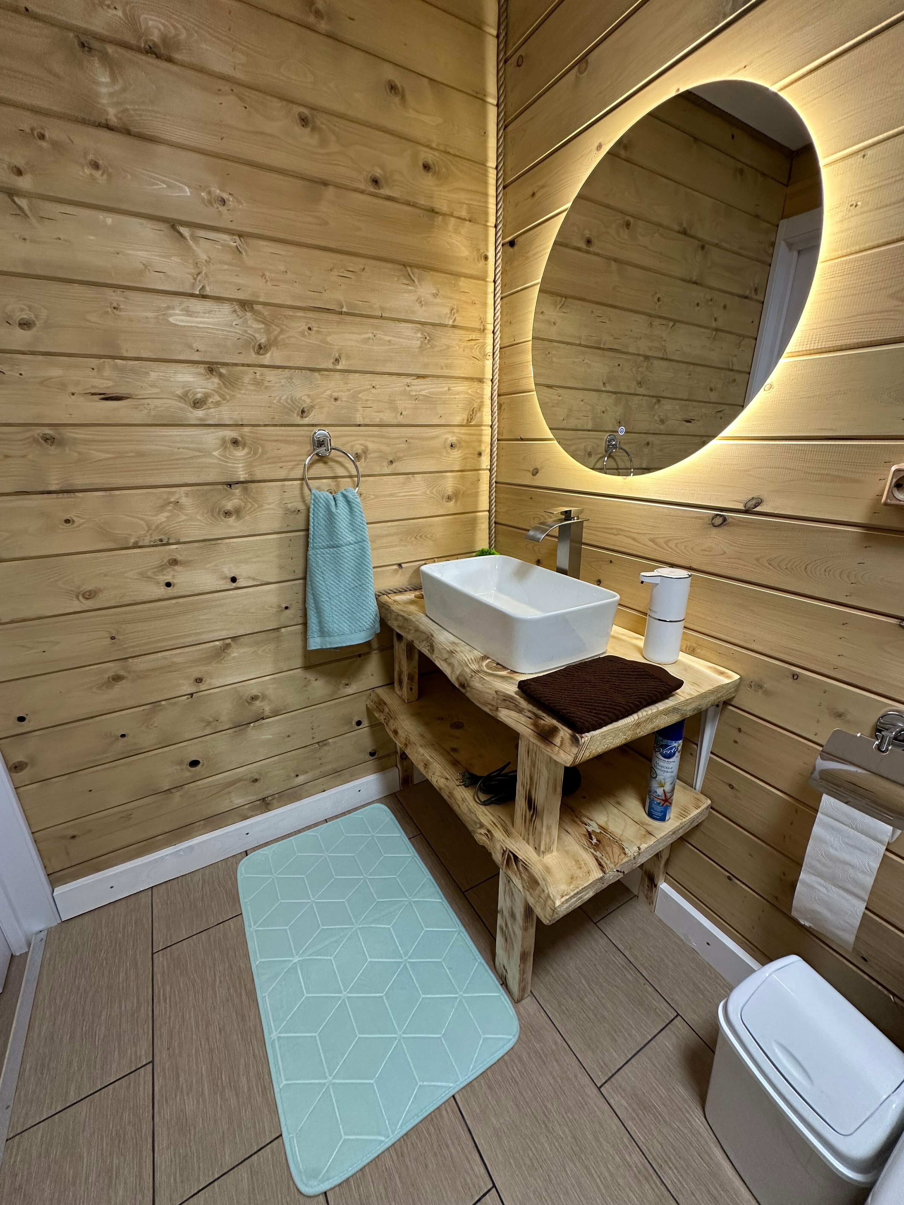 Семейный домик с двумя комнатами и уютной кухней