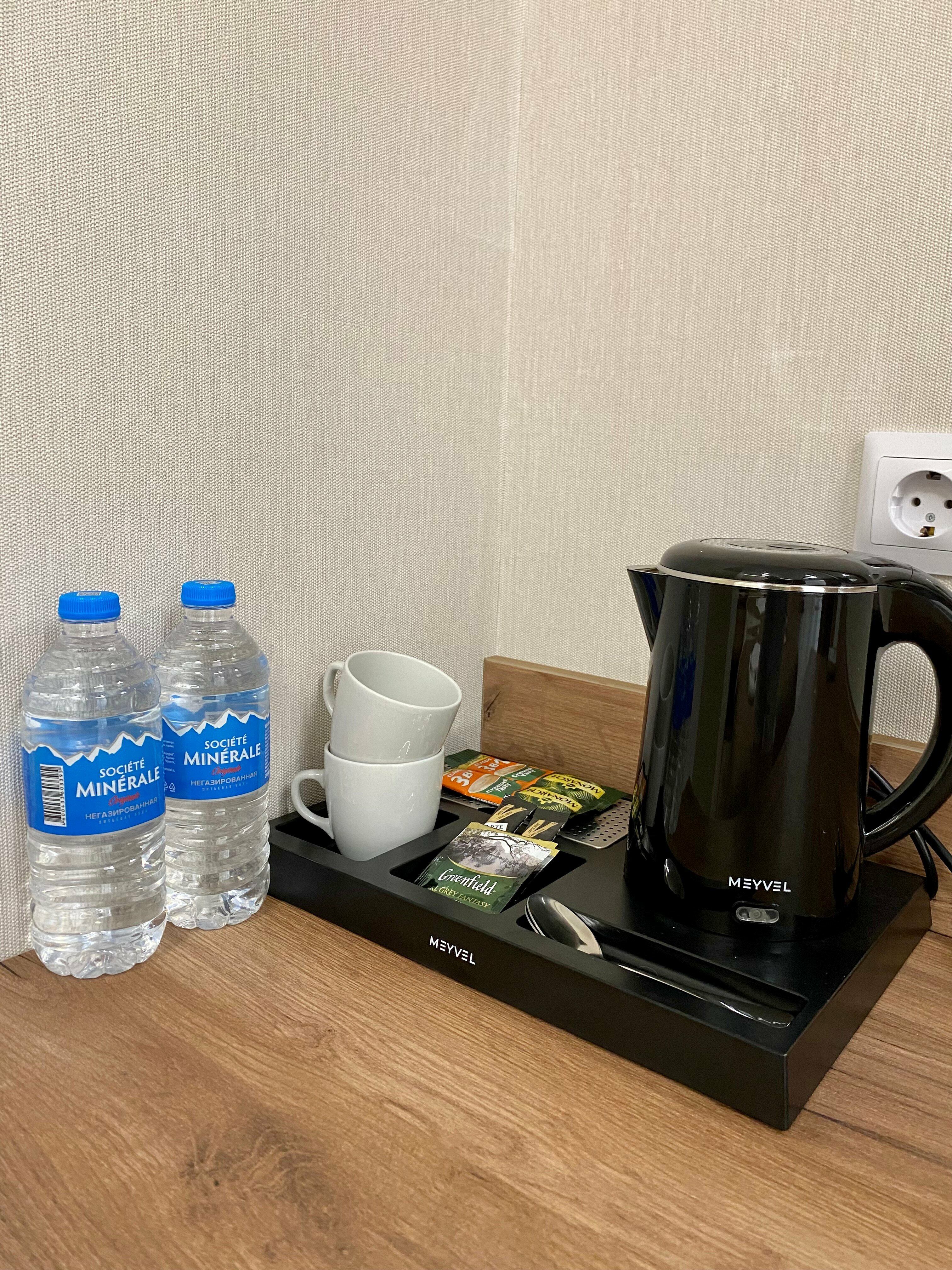 Двухместный номер Стандарт с балконом 1 этаж