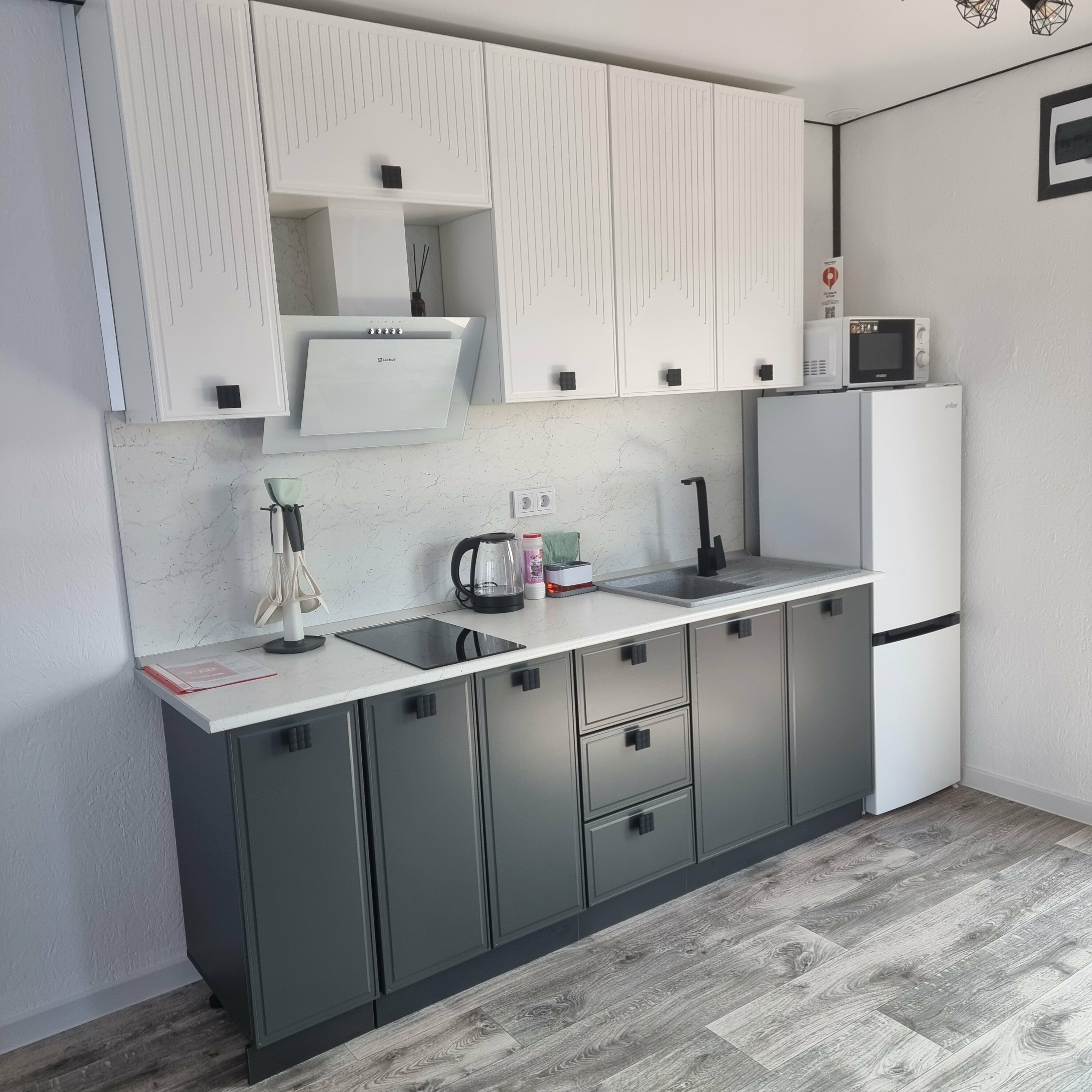 Номер-студия 4 с видом на море и озеро со своей собственной большой террасой