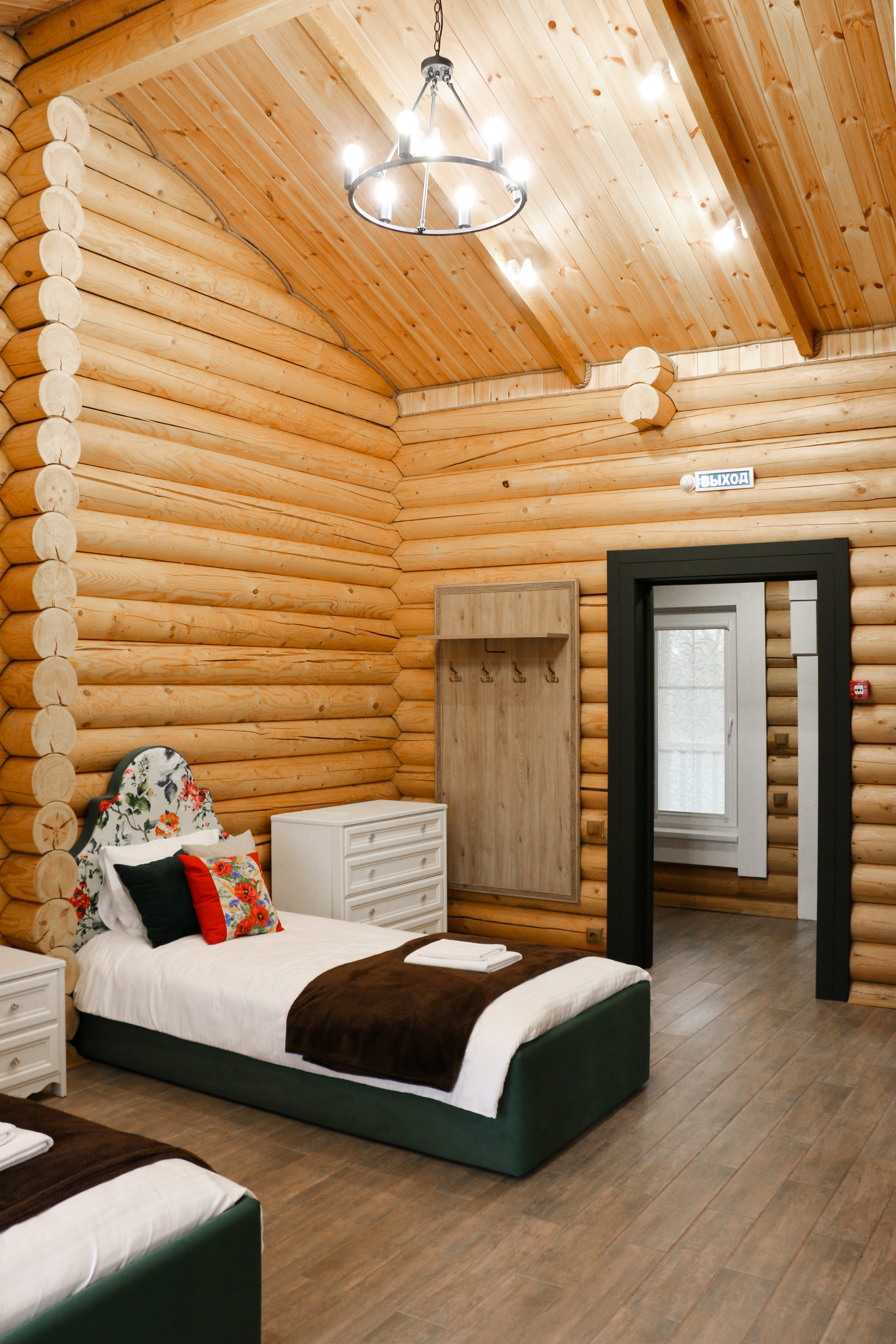 Двухместный номер с 2 отдельными кроватями и душем