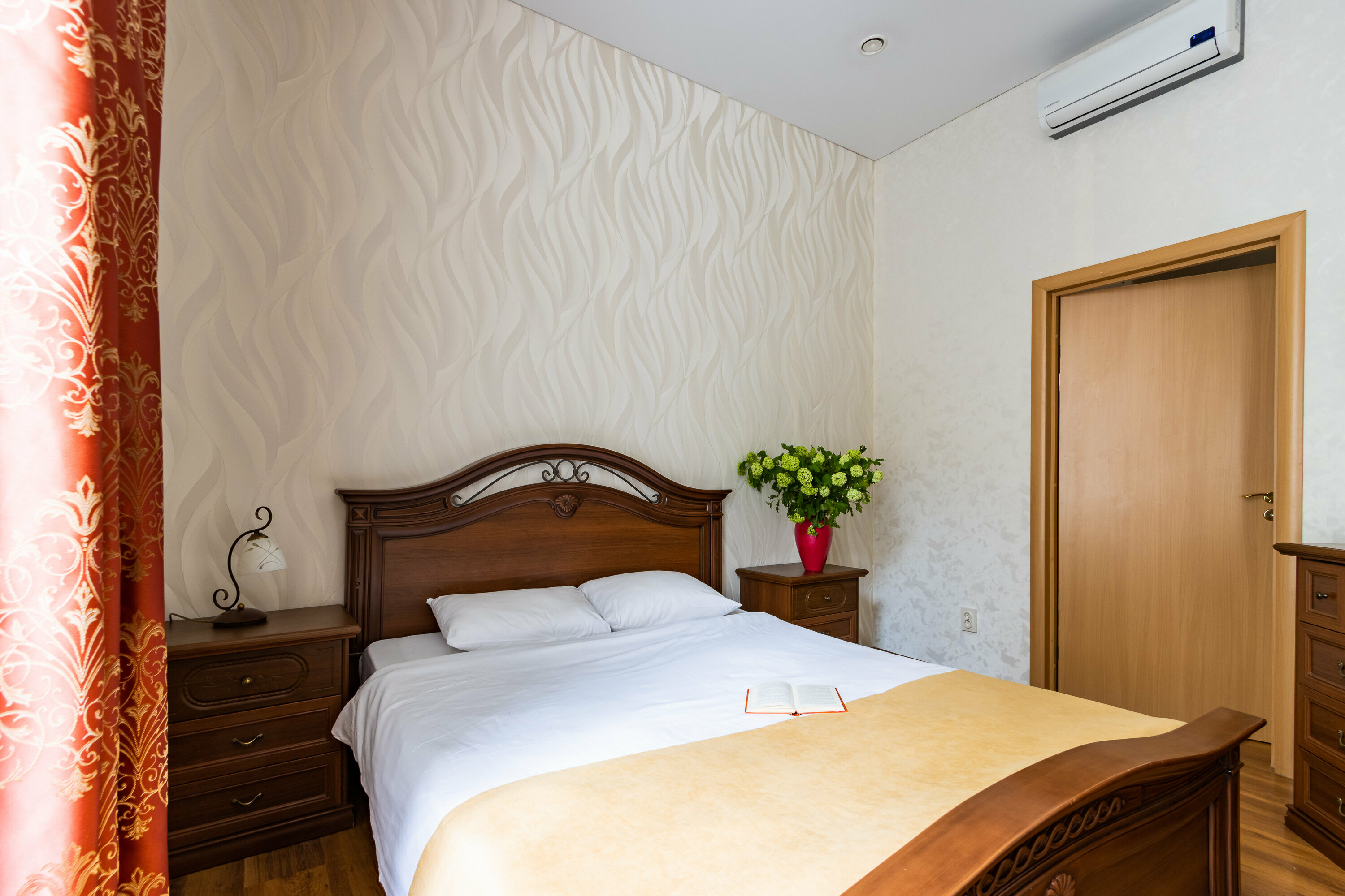 Улучшенный двухместный номер с 1 кроватью