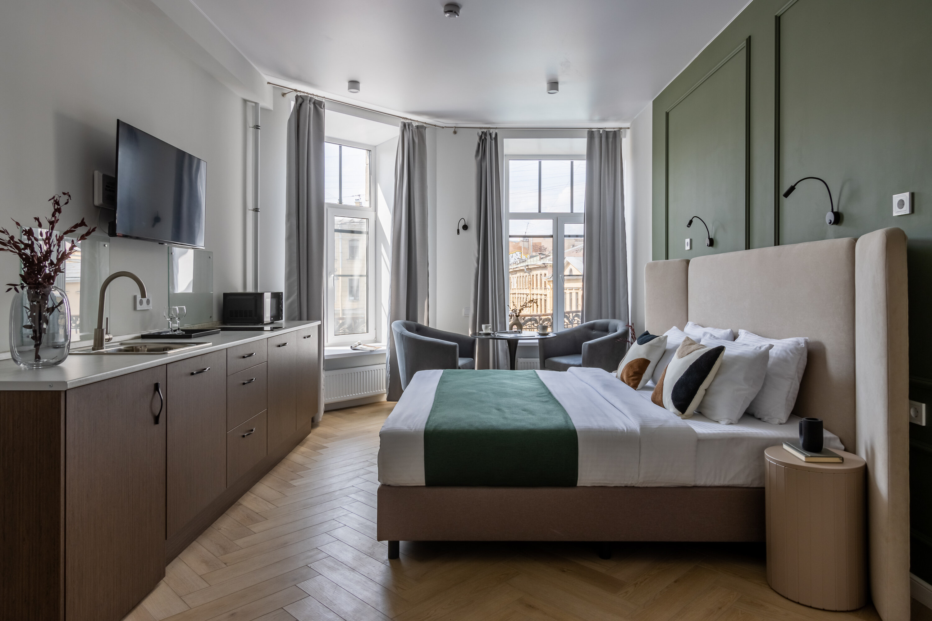 Видовые апартаменты с кухней