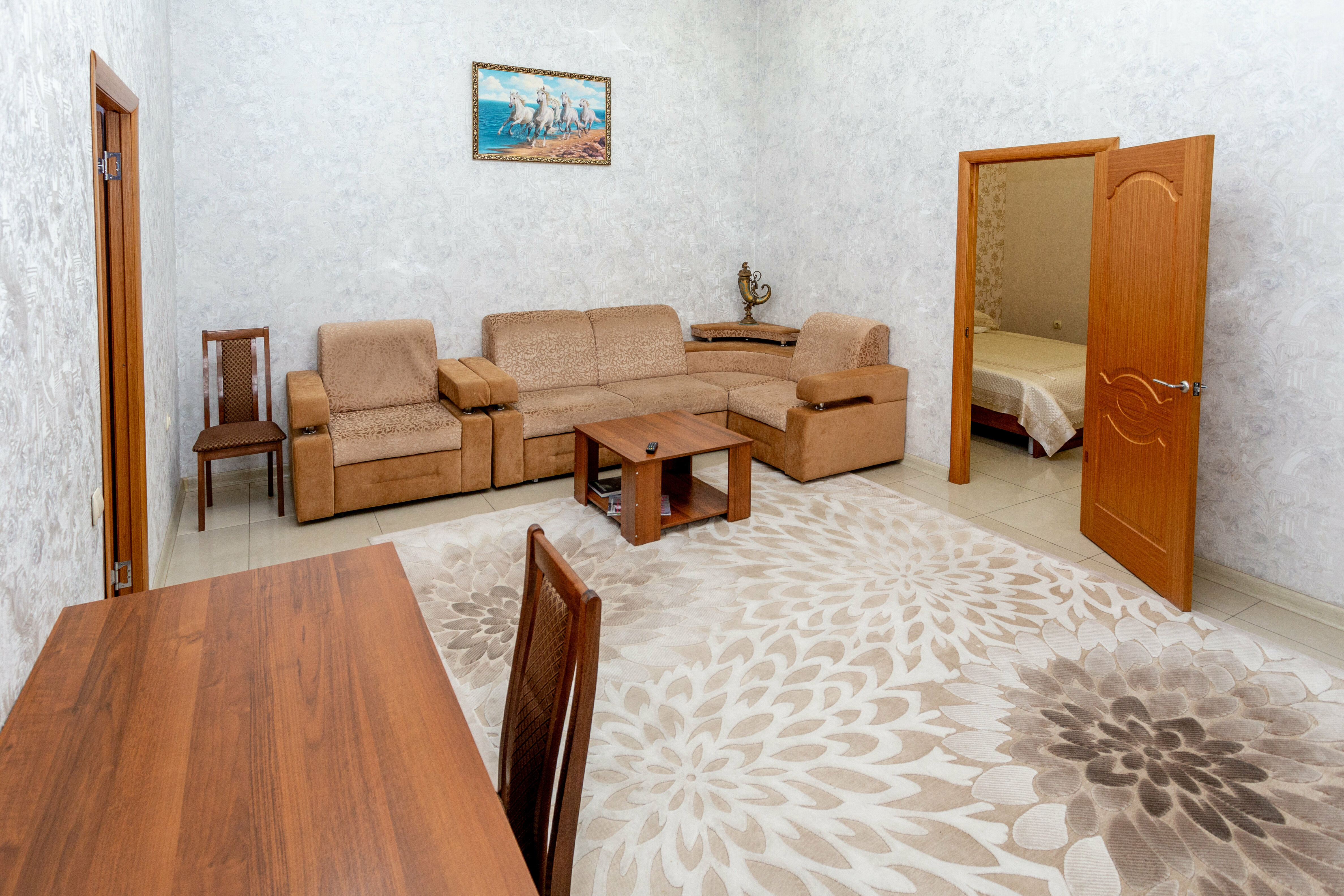 Люкс с кроватью размера "queen-size" и гидромассажной ванной