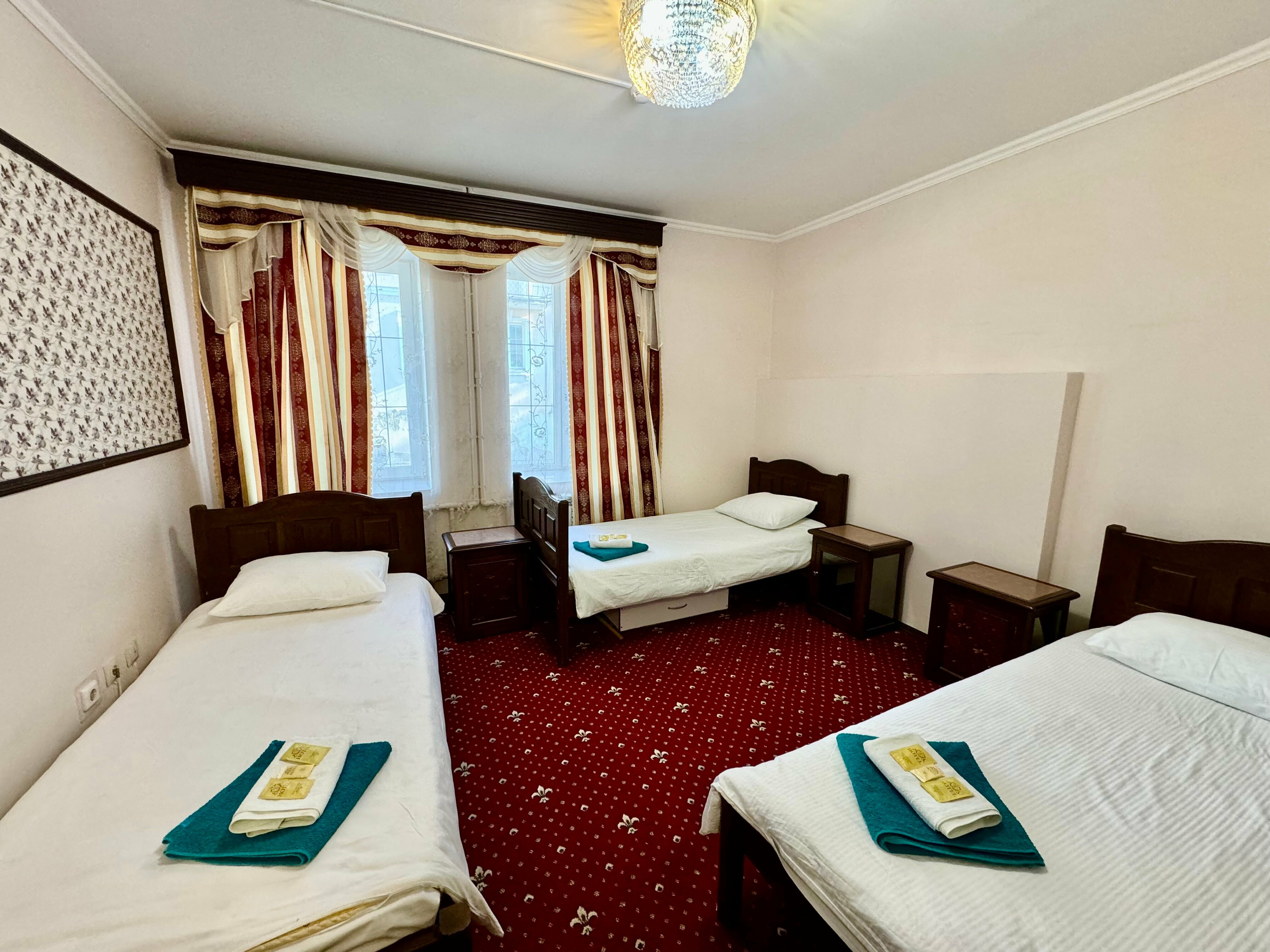 Стандартный трехместный номер