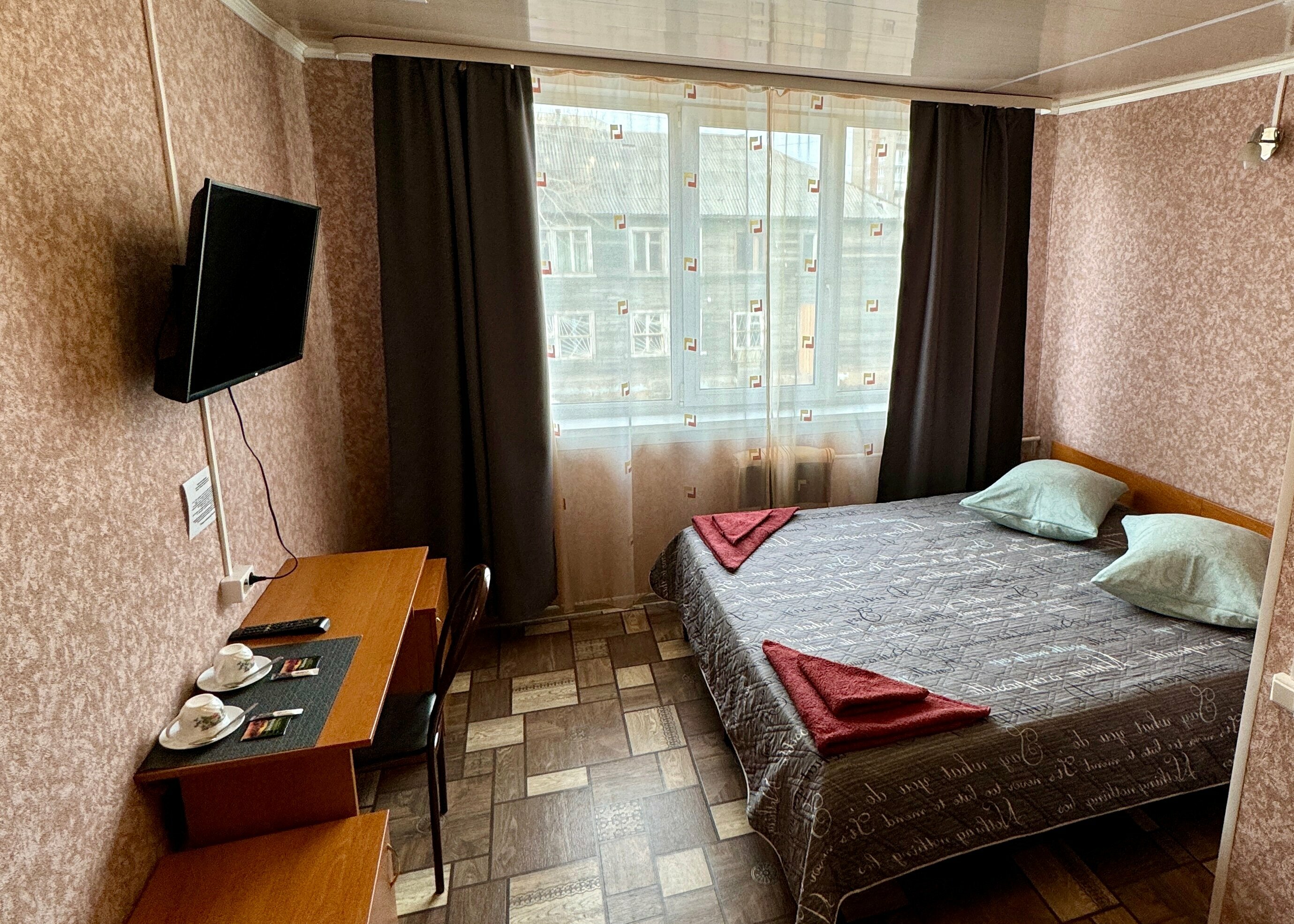 Двухместный с 1 кроватью или 2 отдельными кроватями и душем