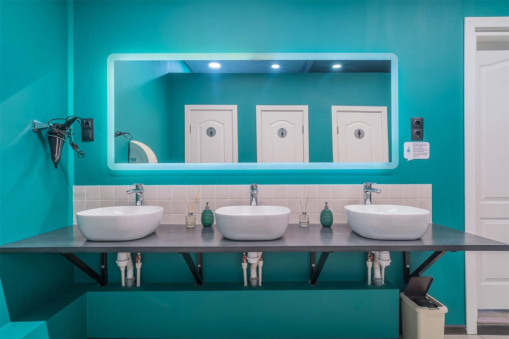 Кровать в общем номере для женщин с 4 кроватями