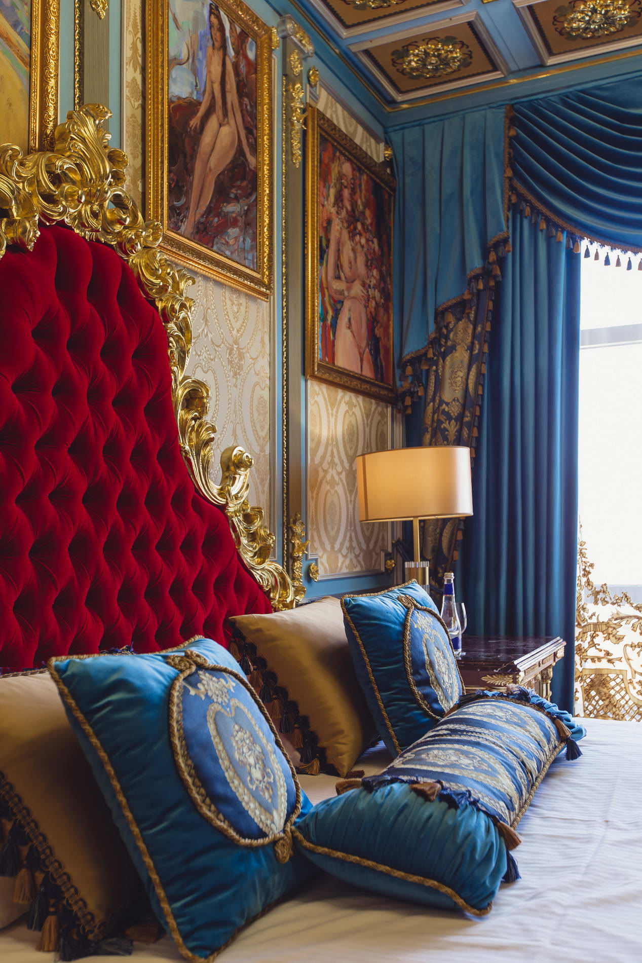 Люкс с кроватью размера «king-size»