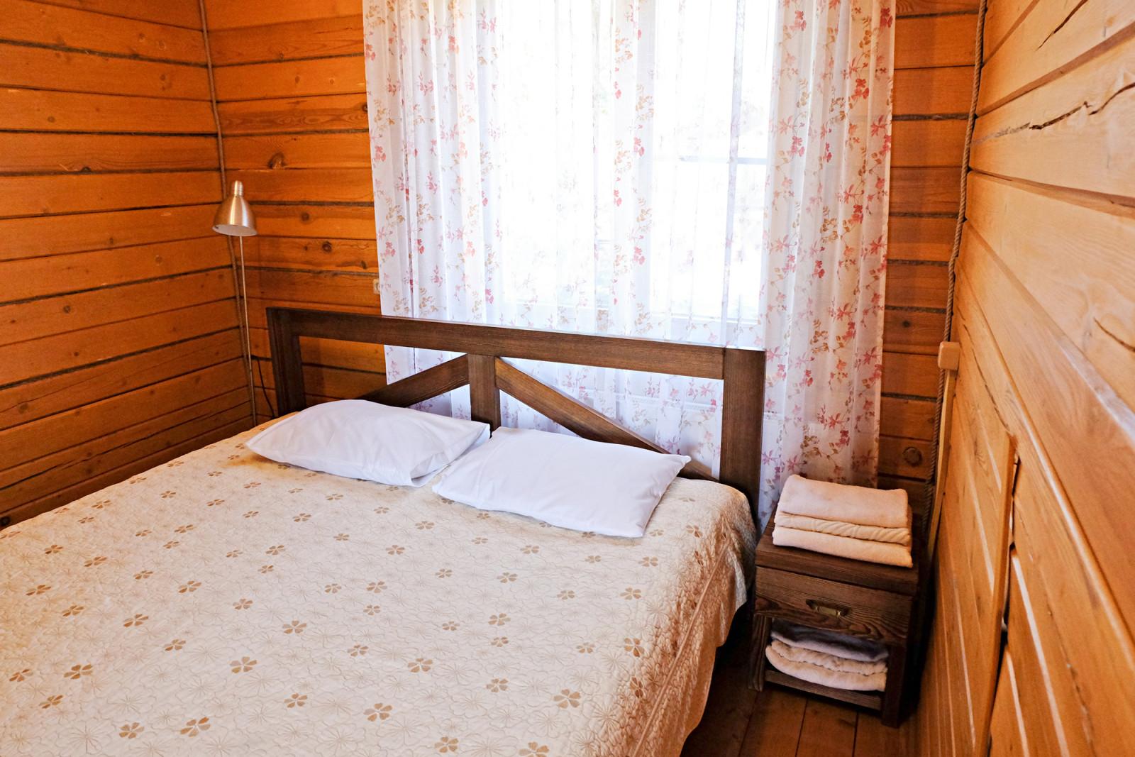 Коттедж с балконом