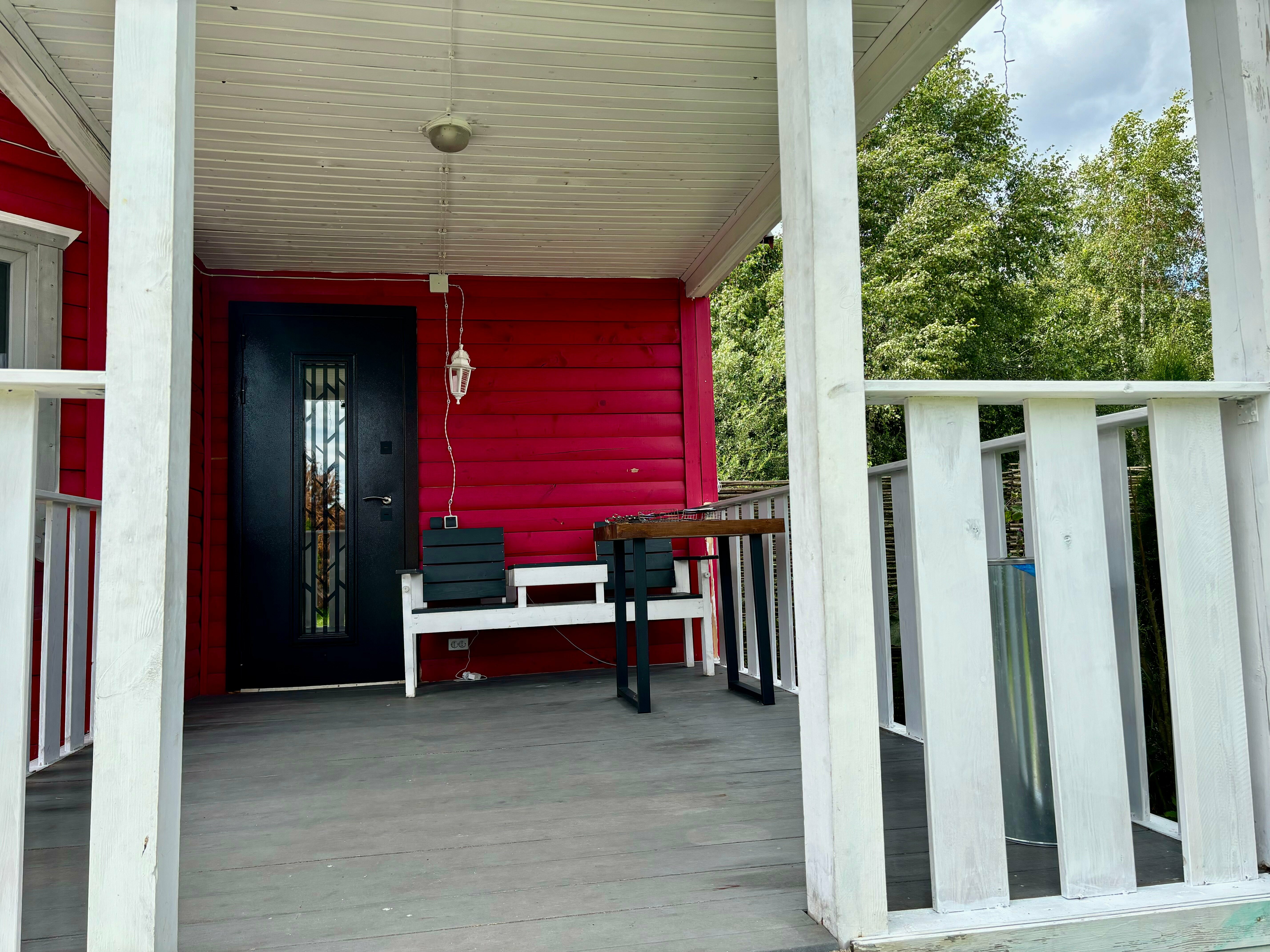 Дом с видом на лес