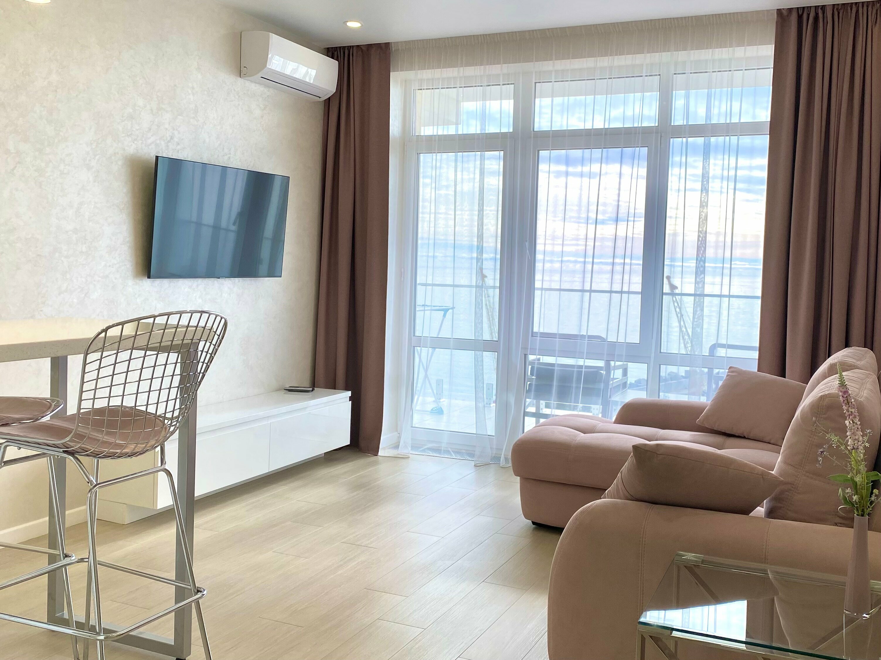 Четырехместный номер с видом на море