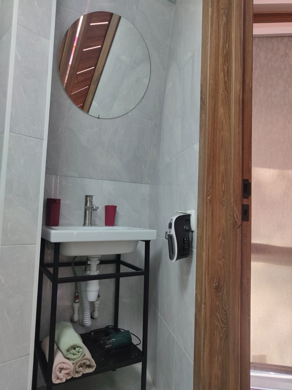 Cемейный номер с собственной ванной комнатой