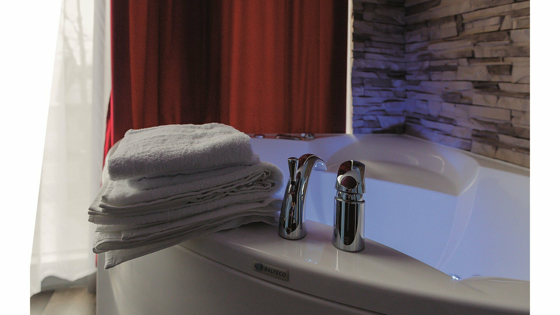 Superior  - Улучшенный номер  с джакузи в номере