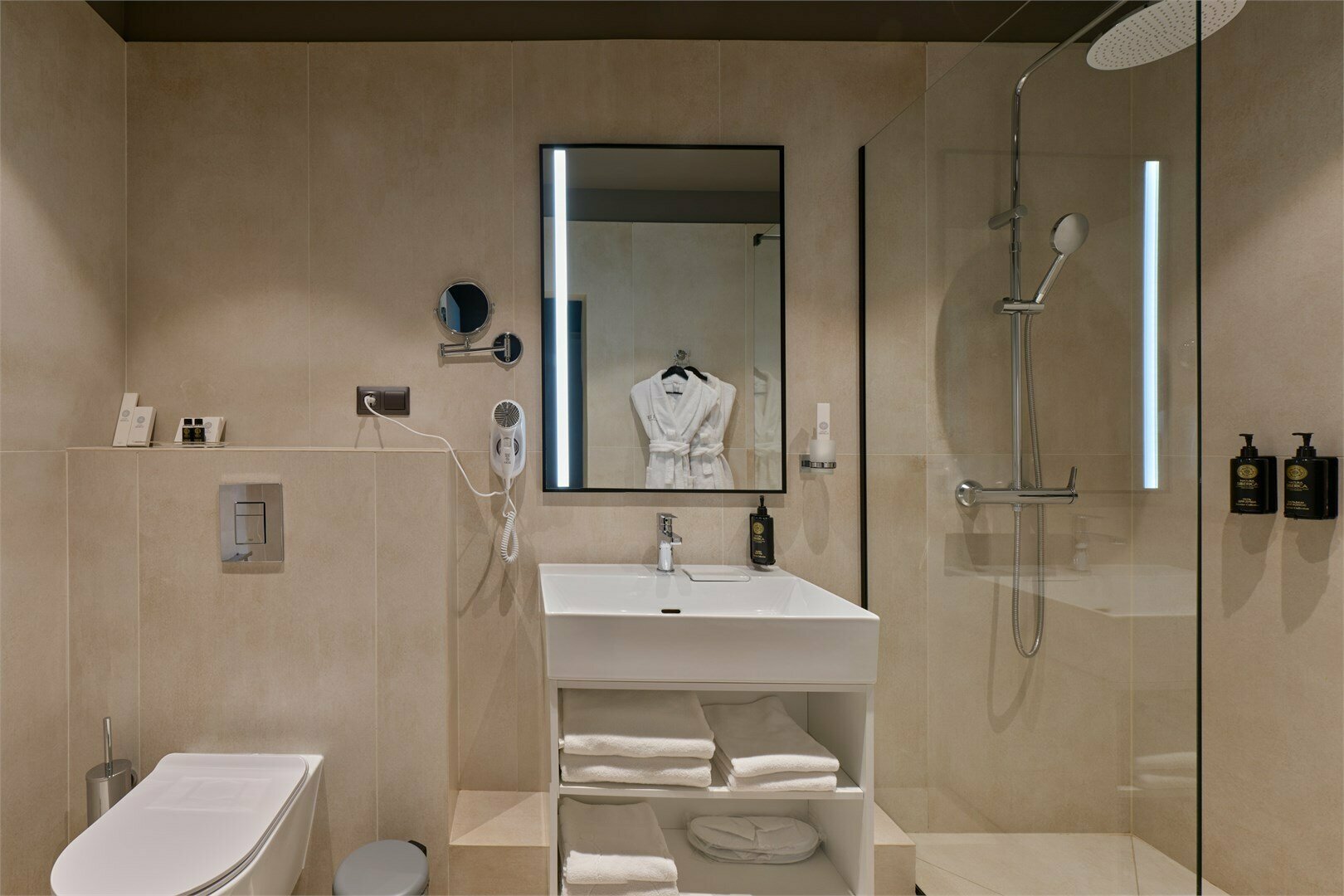 Большой двухместный номер с 1 кроватью