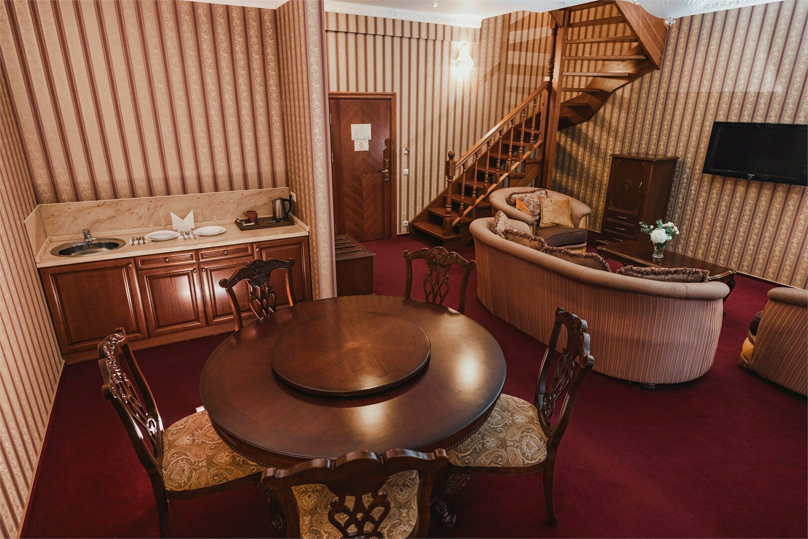 Бельведер - двухуровневый люкс