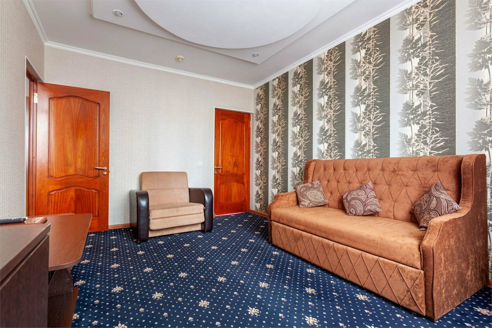 Люкс с балконом