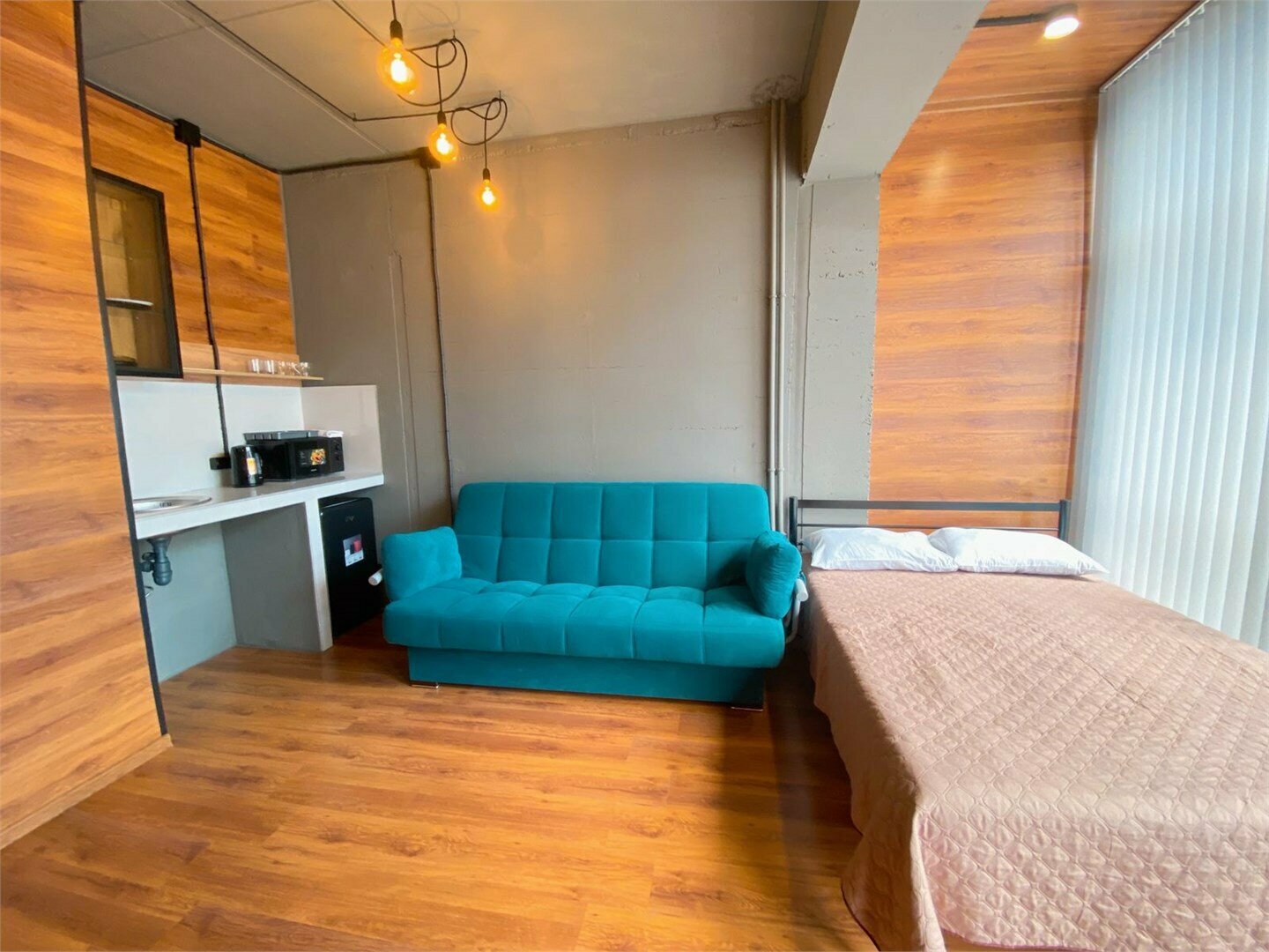 Апартамент студия  боковой с балконом № 71