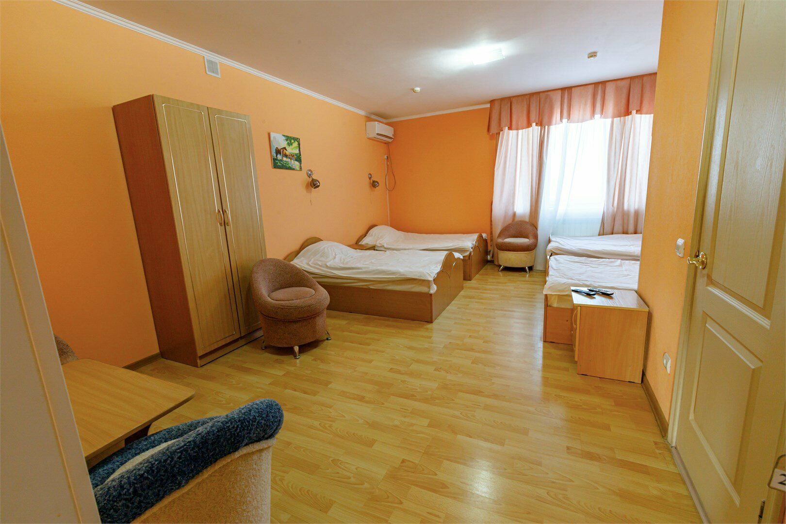 Четырехместный