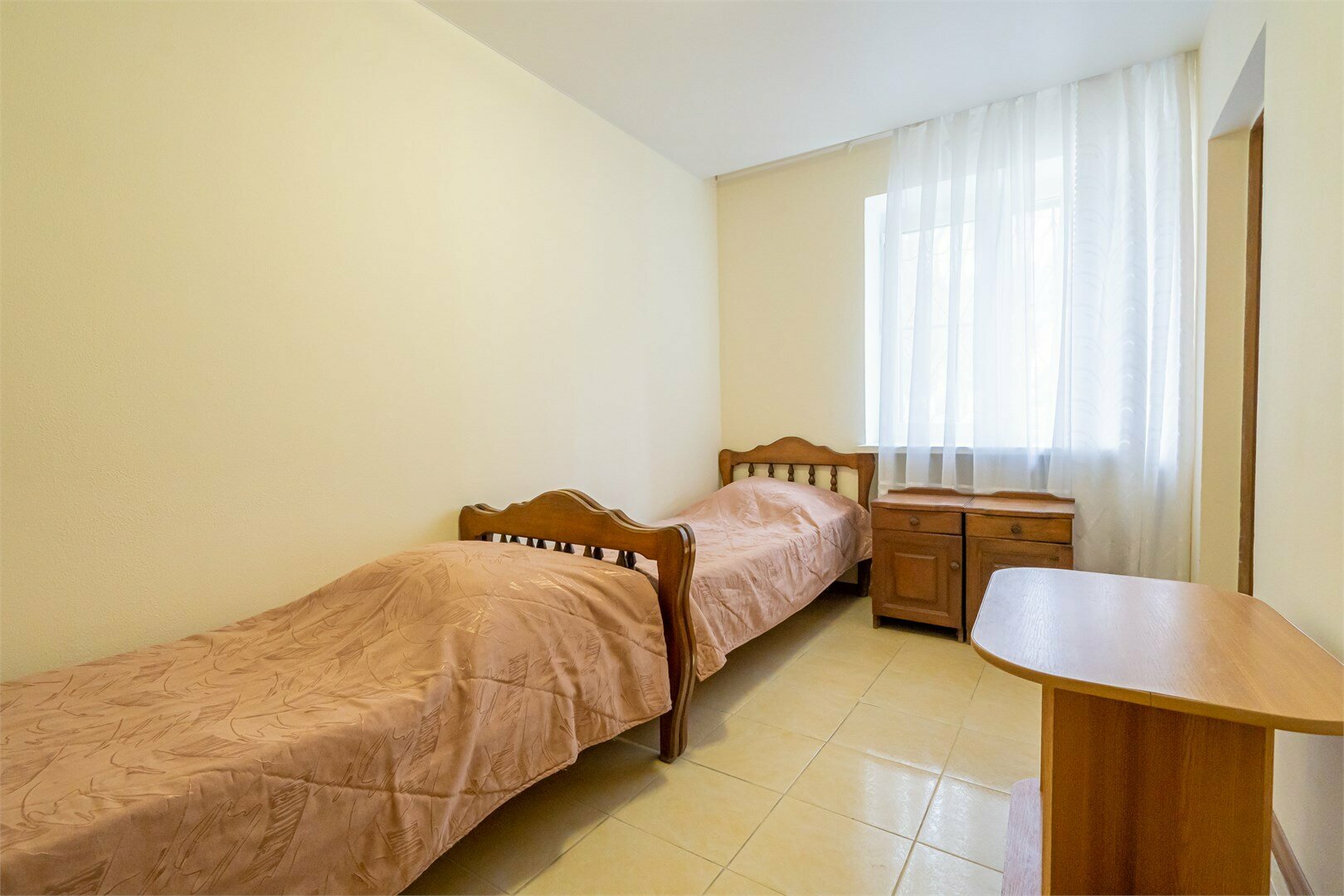 Д5 Двухкомнатный номер с 5 кроватями