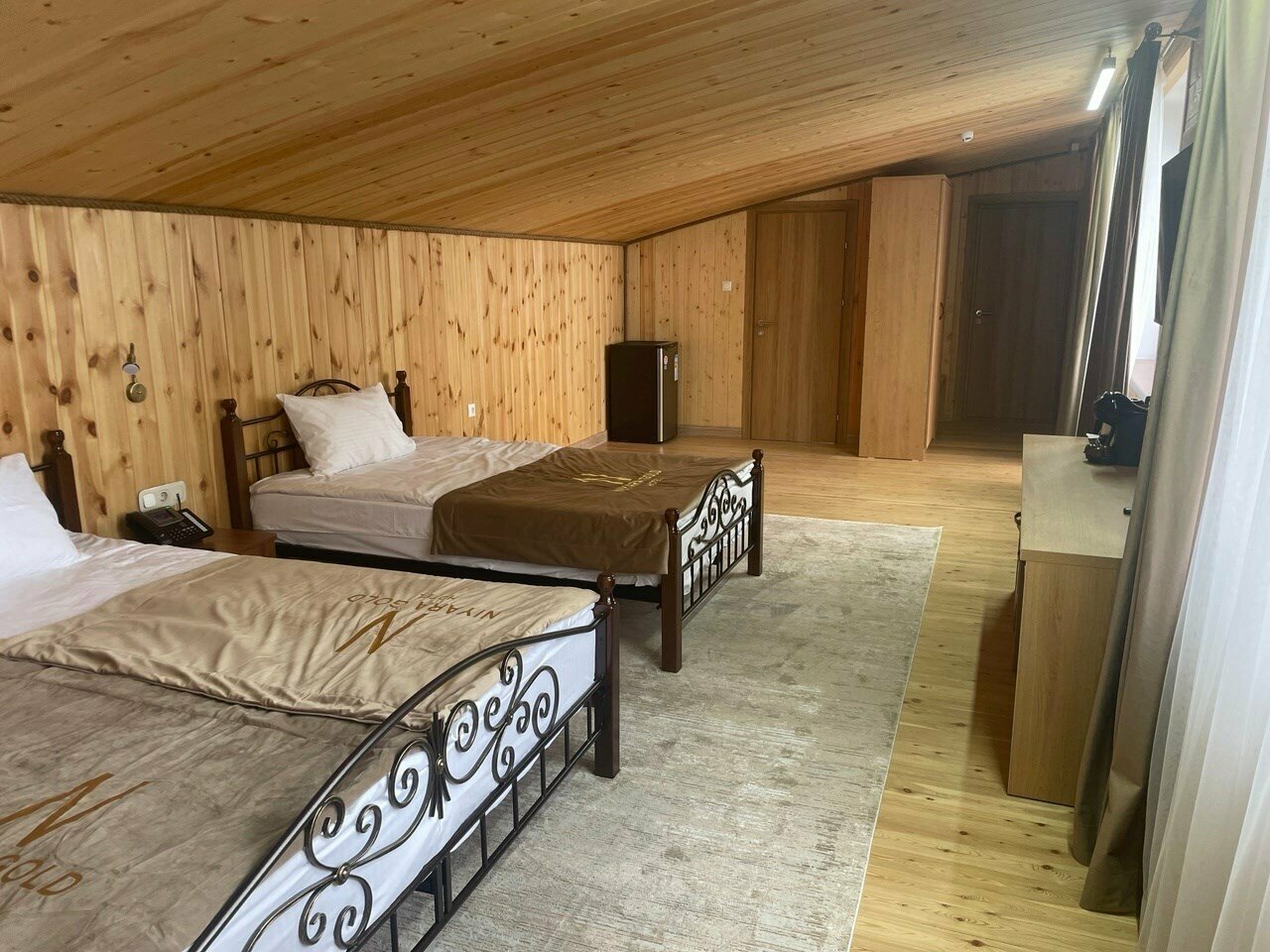 Трехместный полулюкс