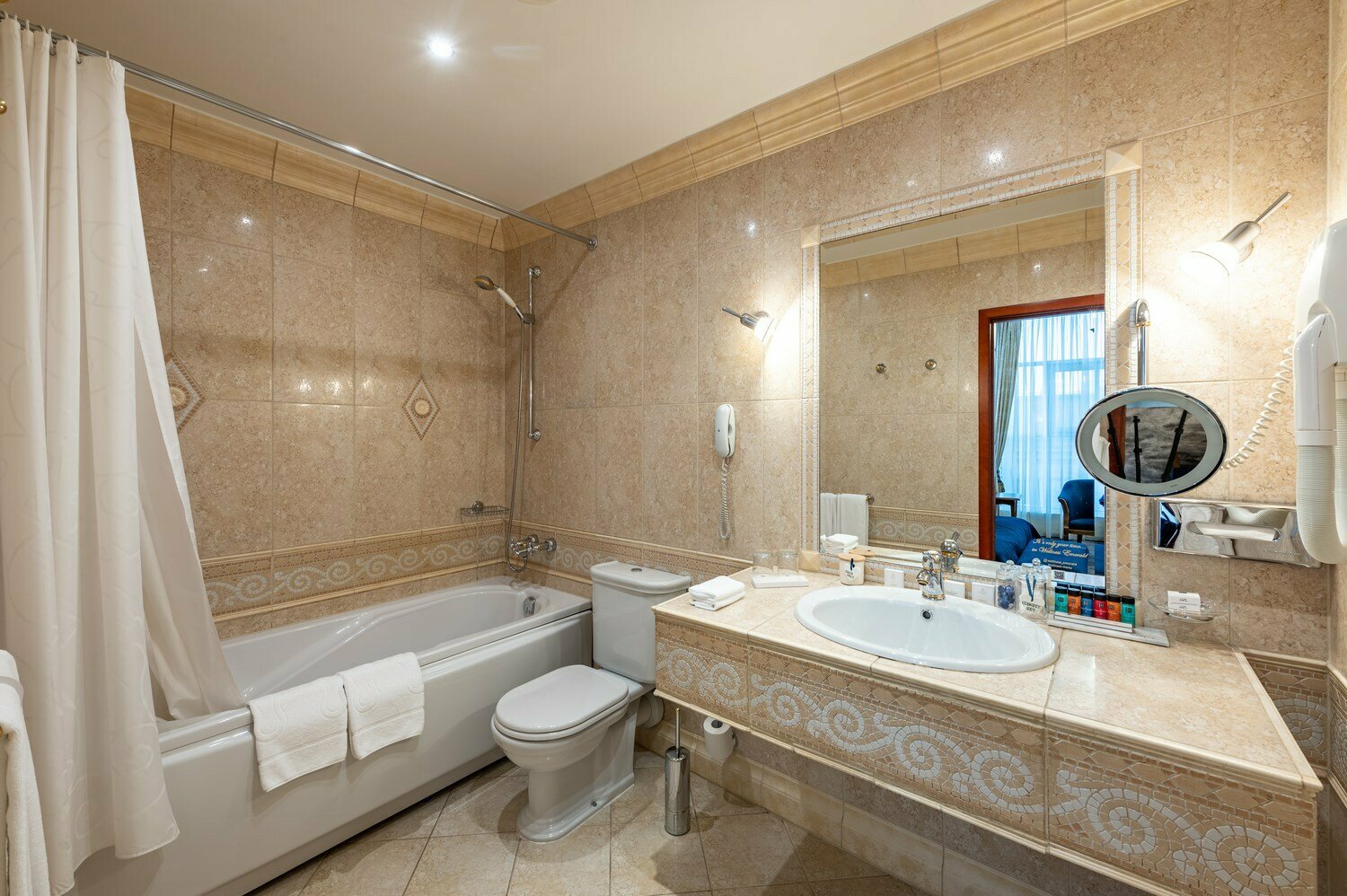 Полулюкс с террасой