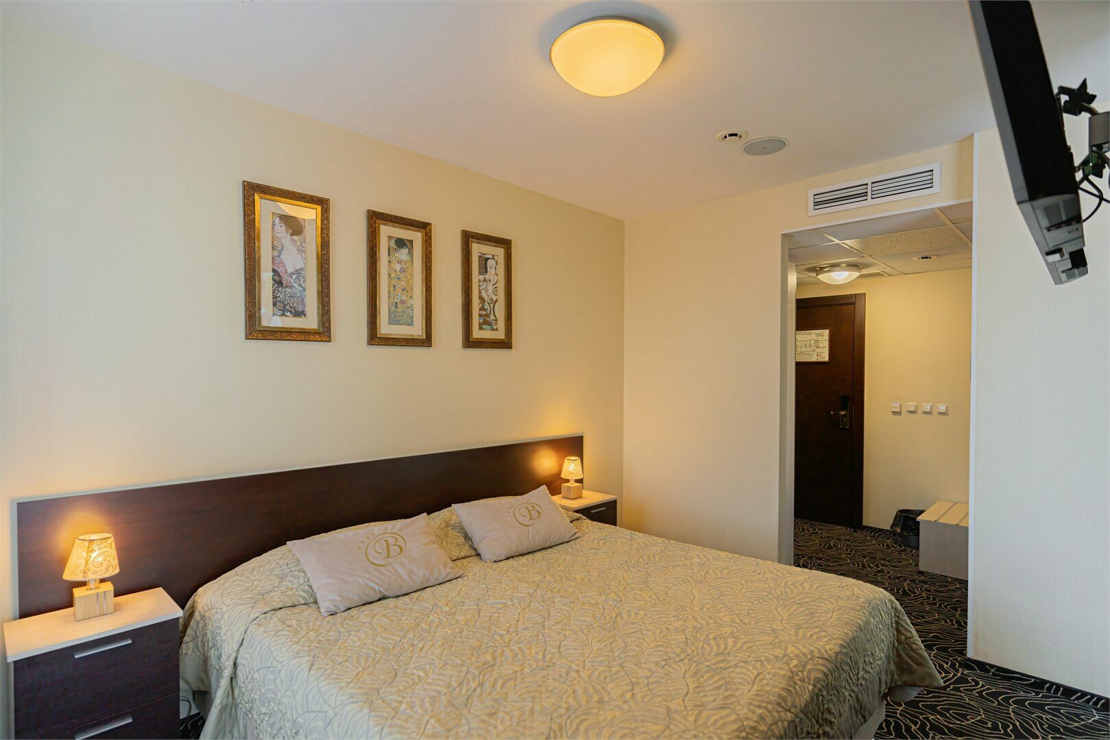 Полулюкс с раздельными кроватями