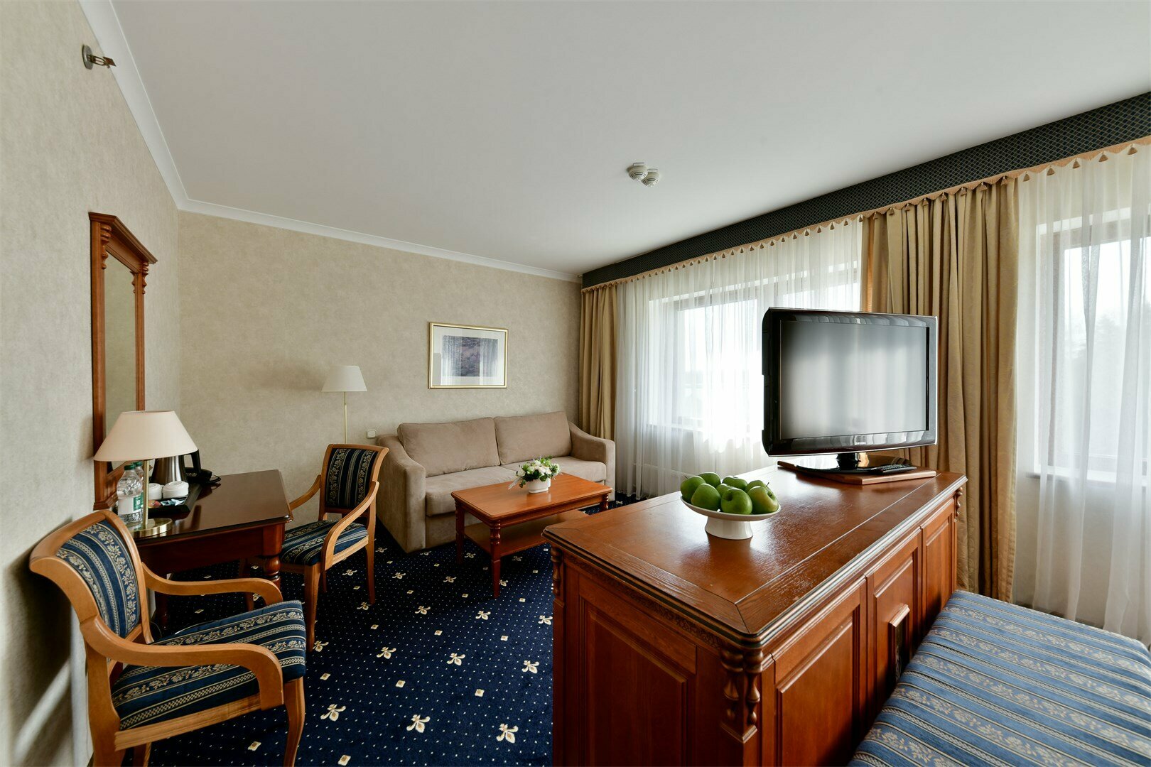 Студия Twin с кроватями Box Spring