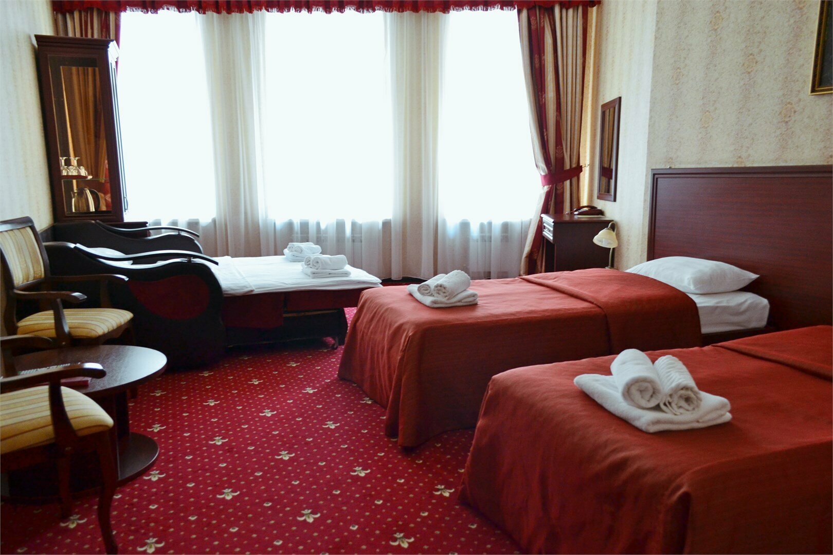 Стандартный трехместный номер