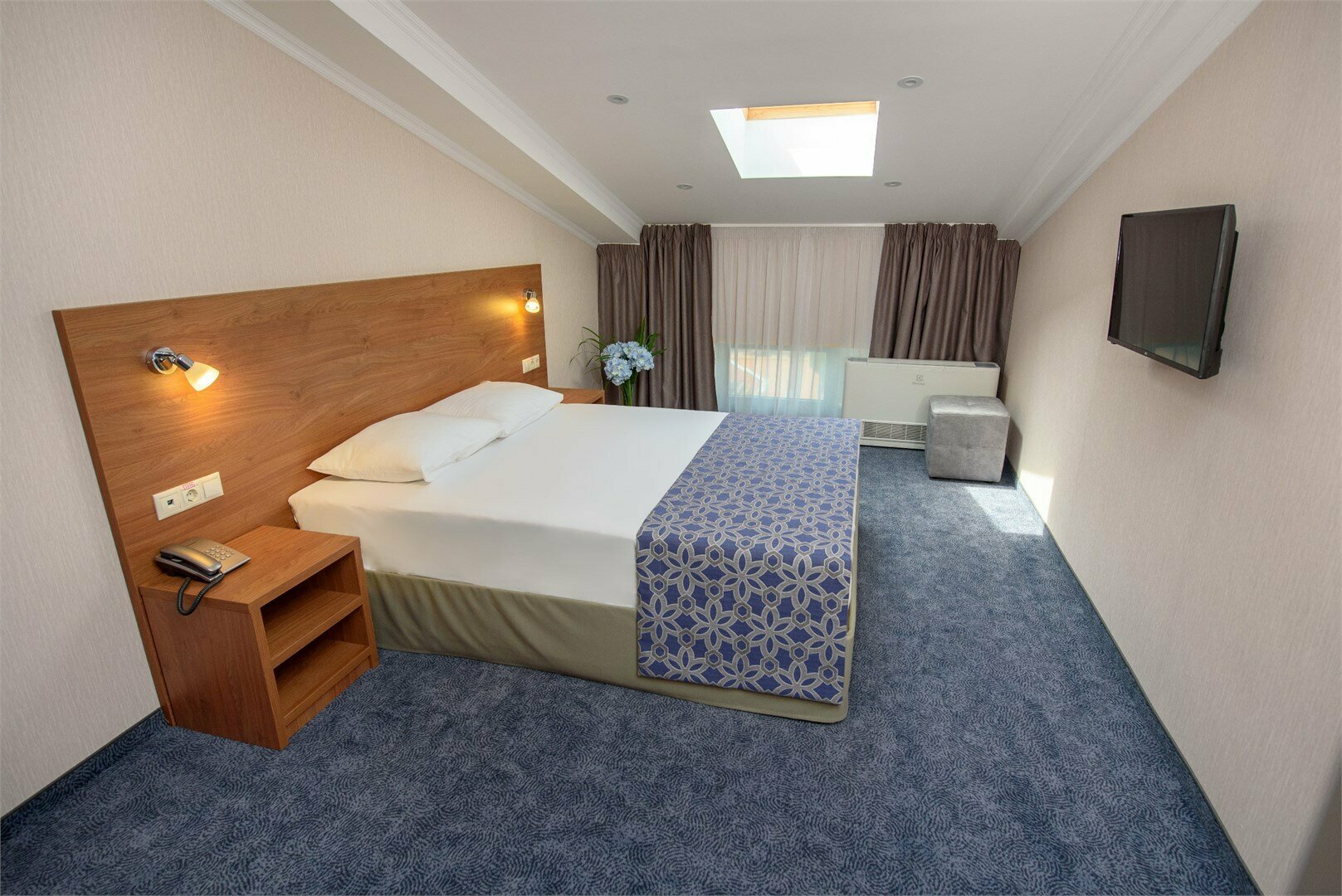 Гранд Люкс (2-местный 3-комнатный 2-х уровневый с балконом)