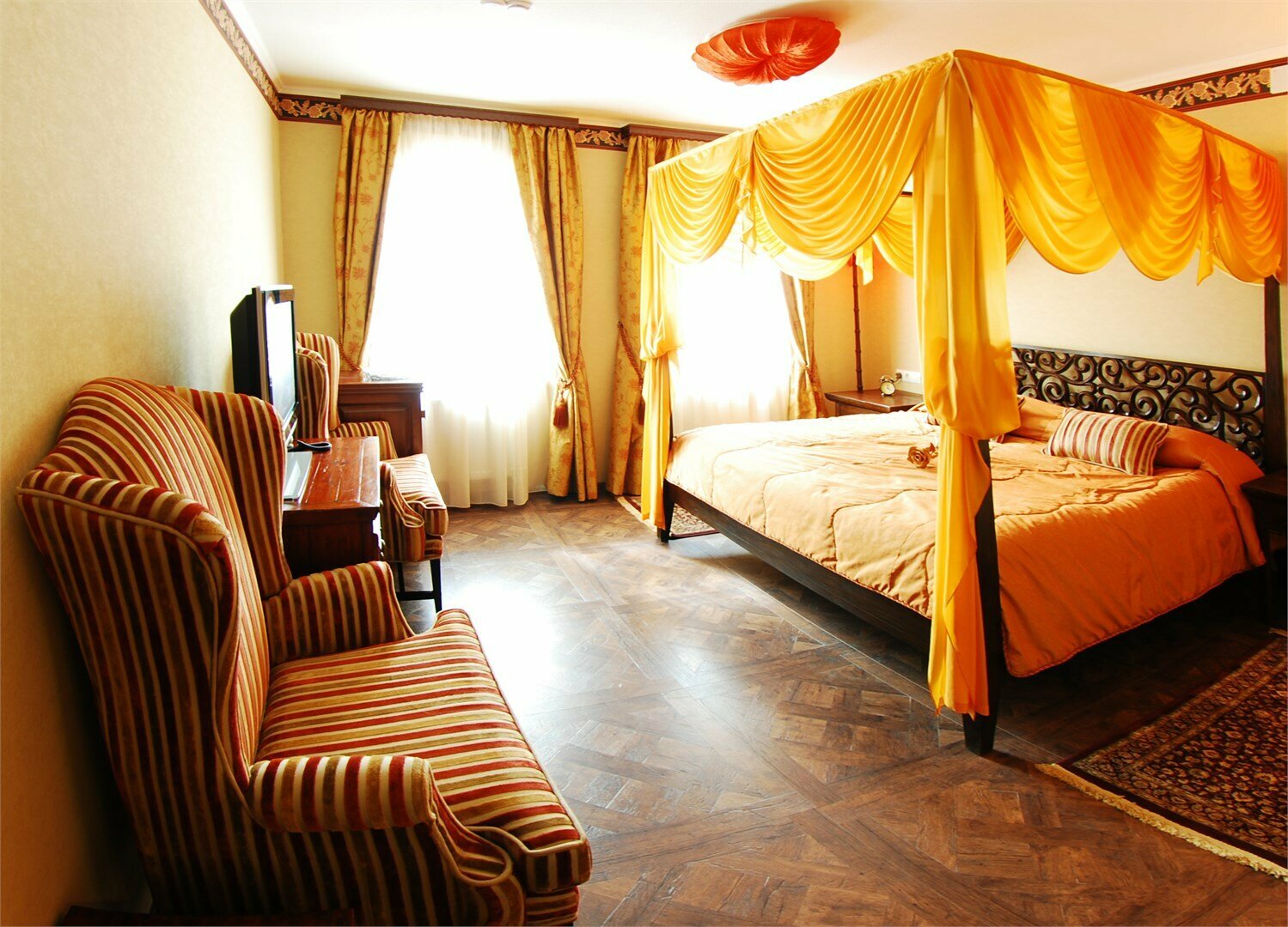 Полулюкс Лайт