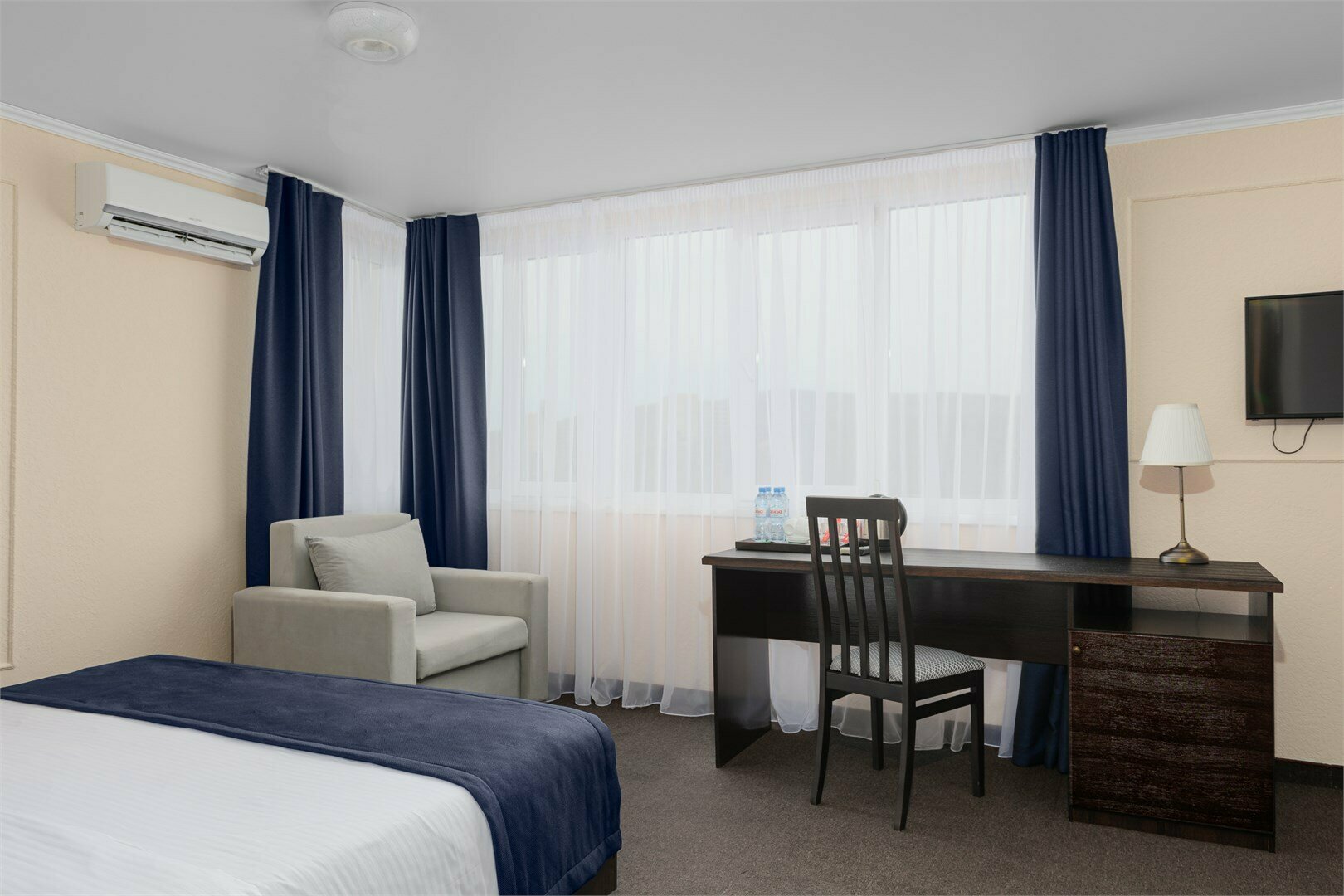 Superior + with balcony Mansard