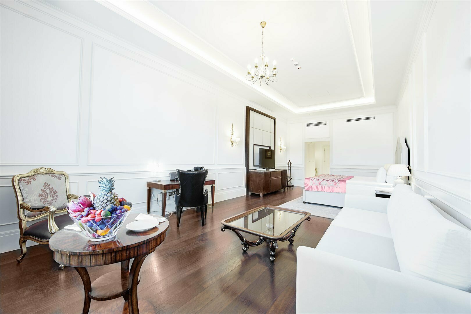 Улучшенный с двуспальной кроватью