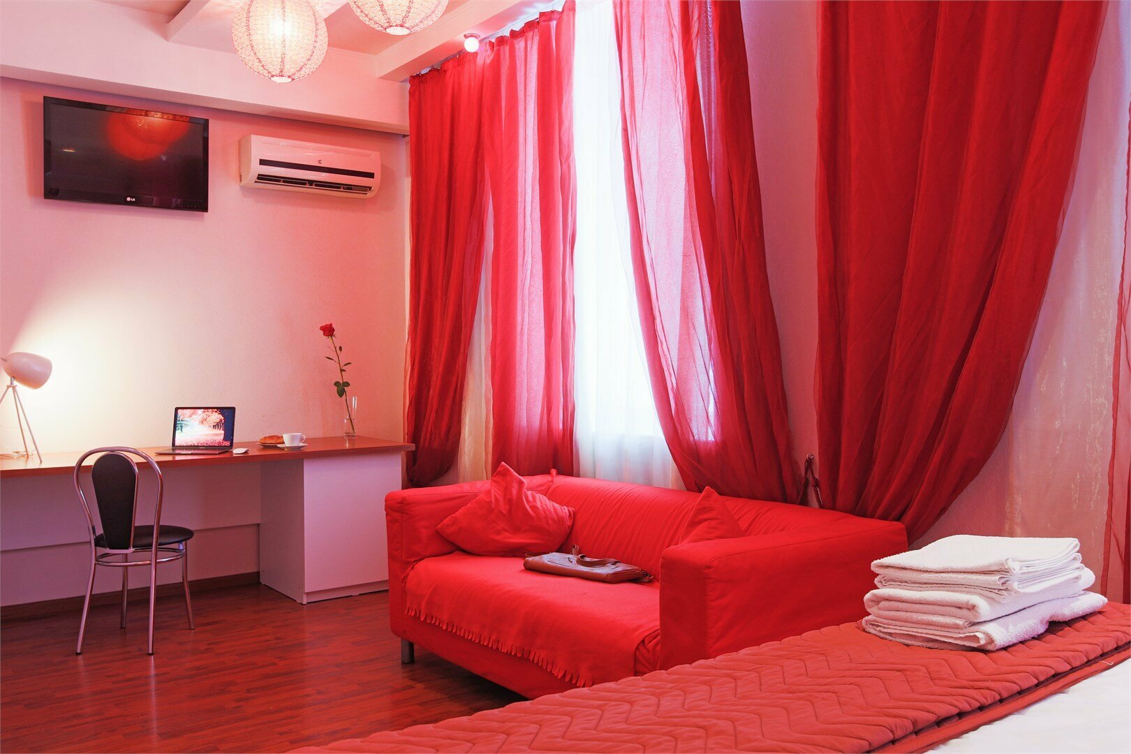 Red DeLuxe с джакузи