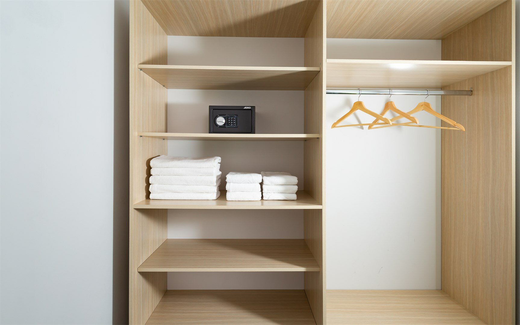 Дельта Семейный номер (5 этаж)