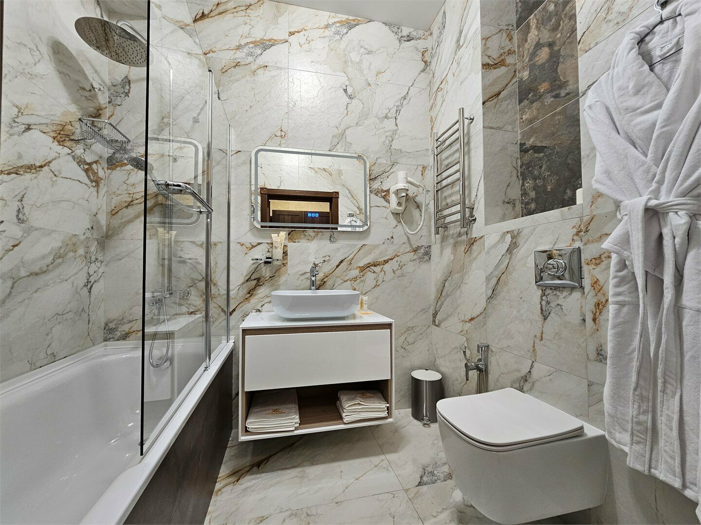 Апартаменты