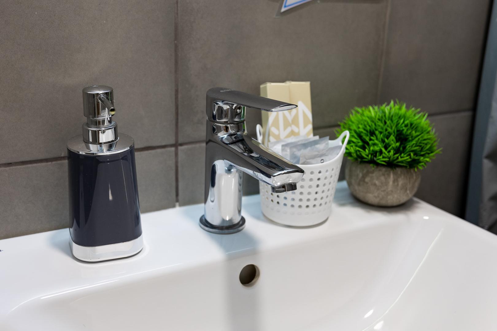 Двухместный номер с 1 кроватью и собственной ванной комнатой