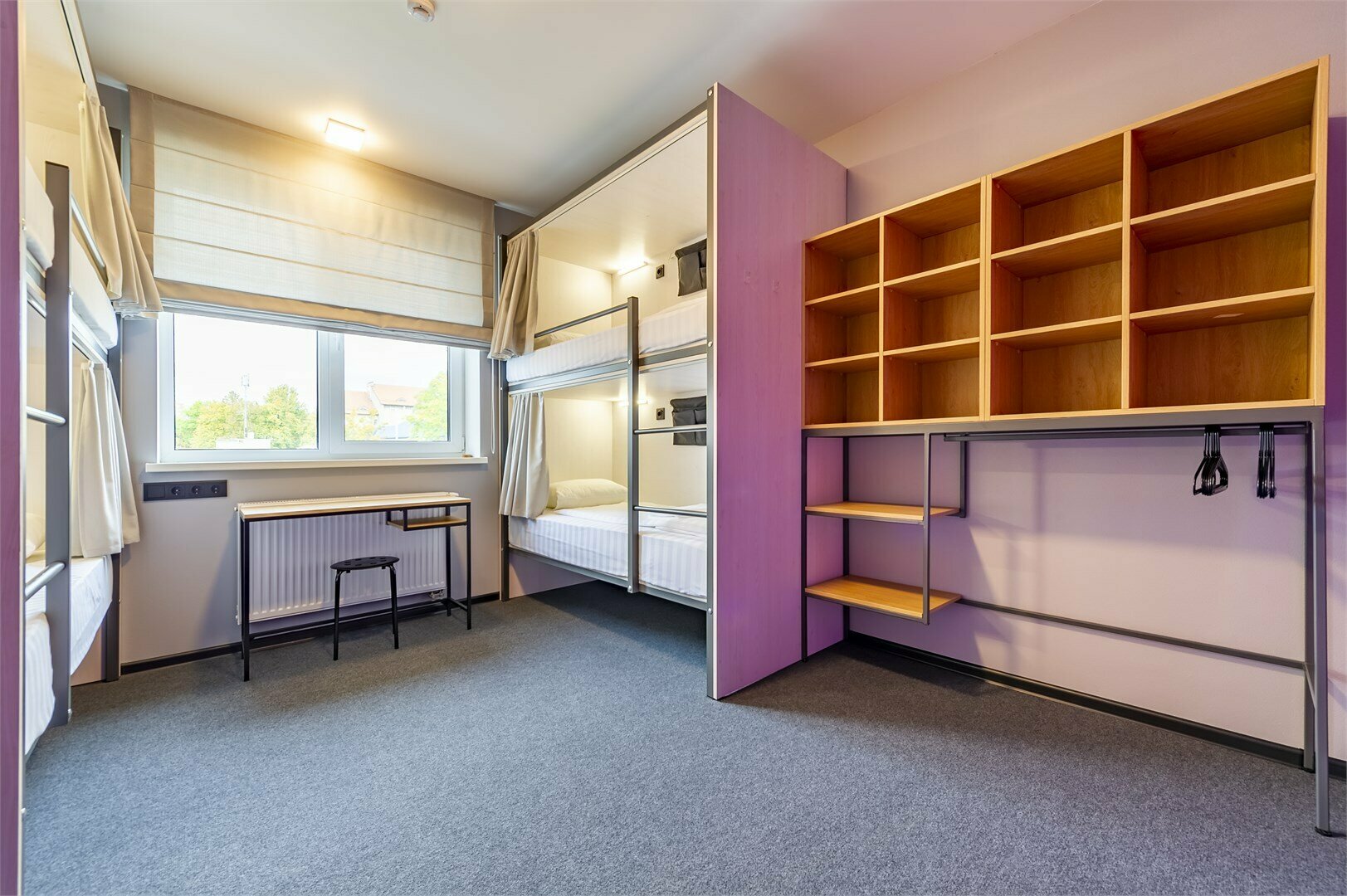 4 - местный номер с общей ванной комнатой (двухъярусные кровати)