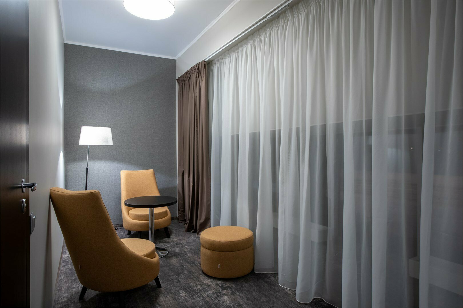 Номер категории "Бизнес"