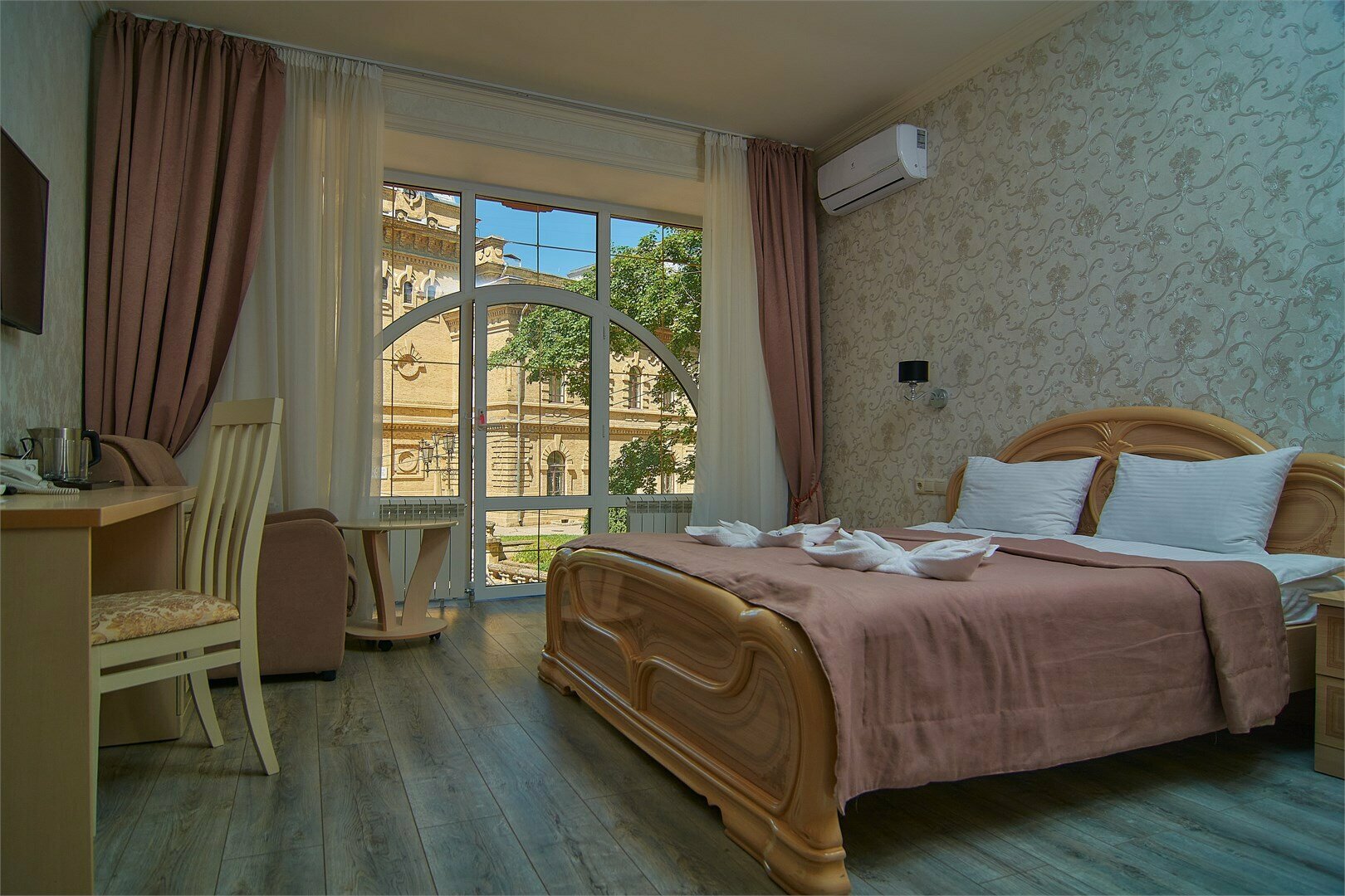 Большой двухместный номер