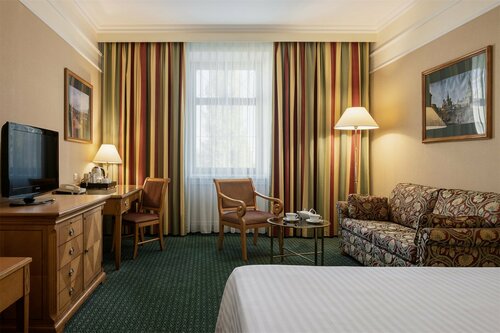 Делюкс, с одной большой кроватью